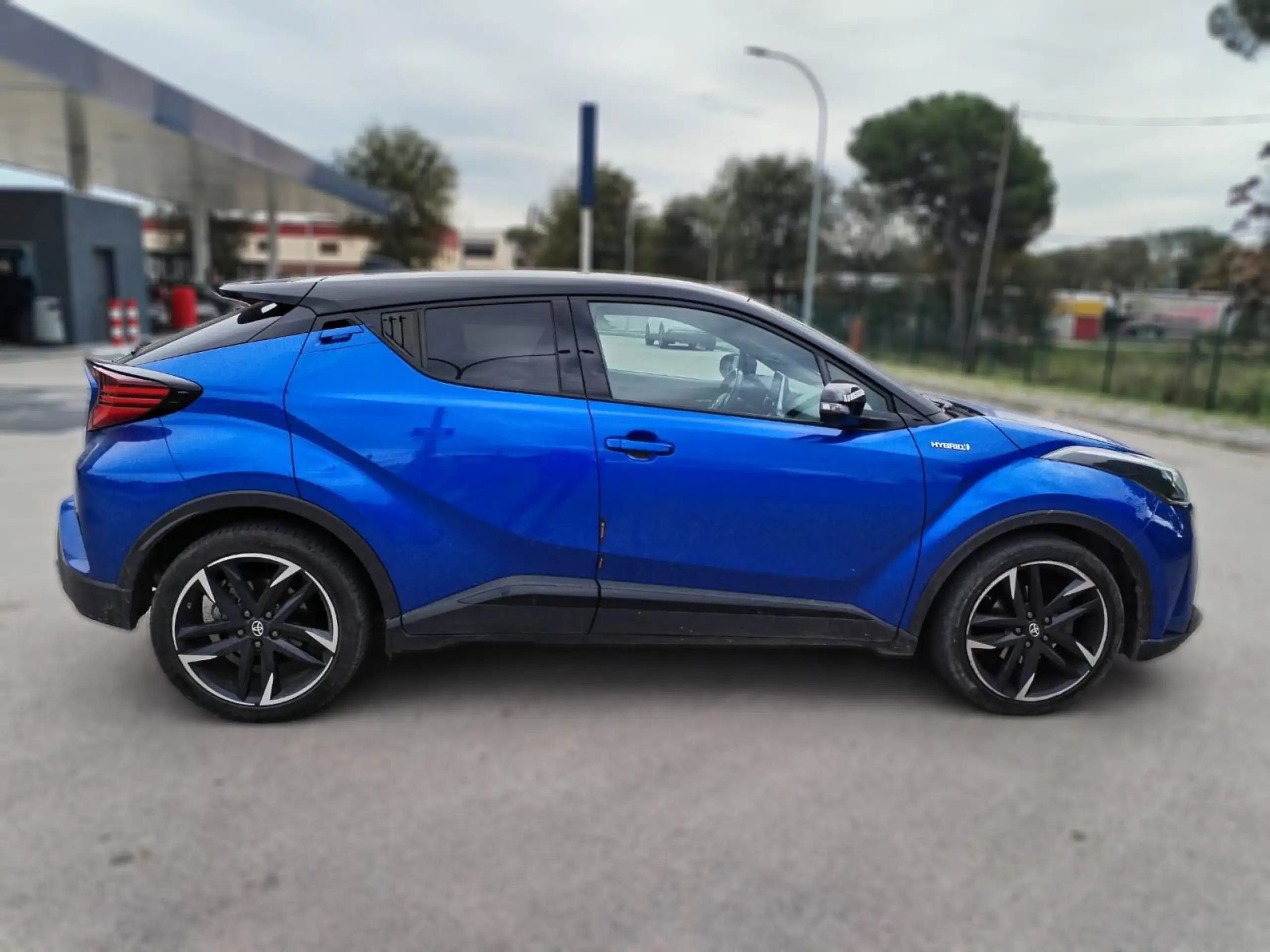 Toyota - C-HR