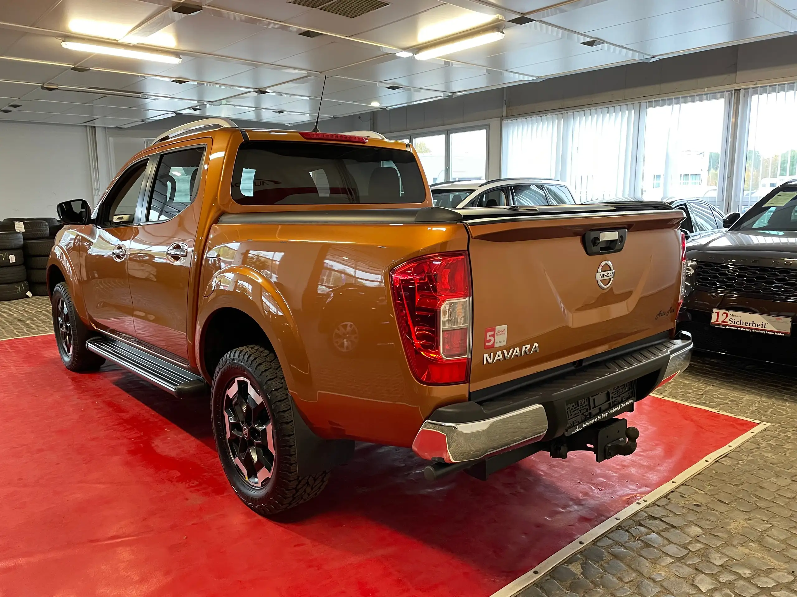 Nissan - Navara