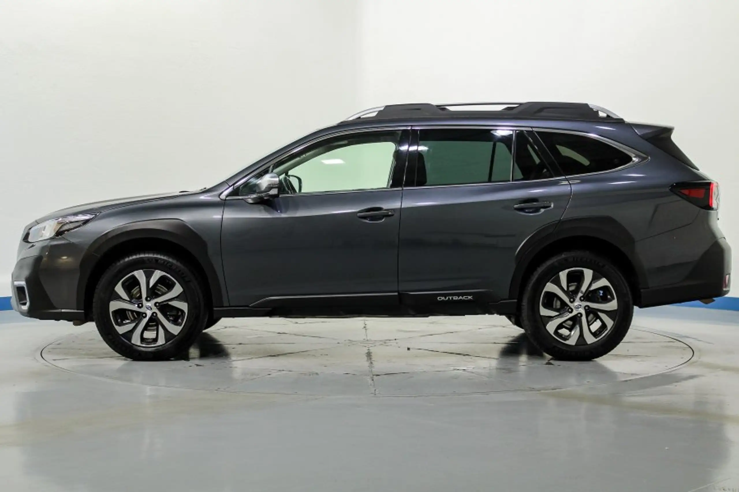 Subaru - OUTBACK