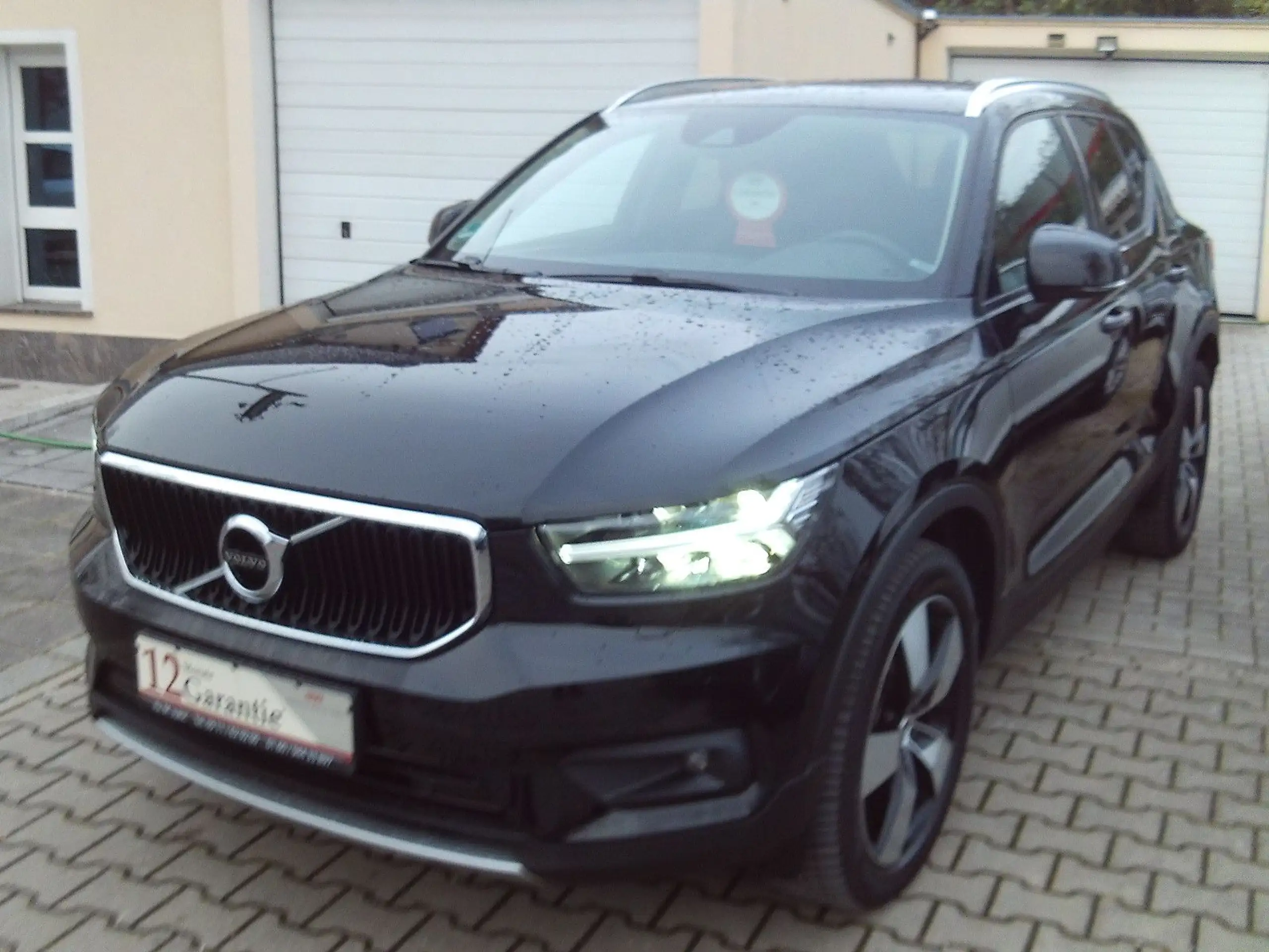 Volvo - XC40