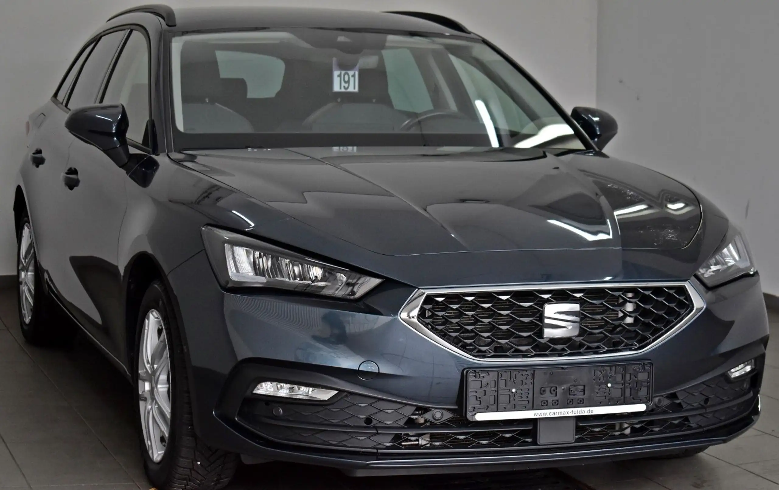 SEAT - Leon