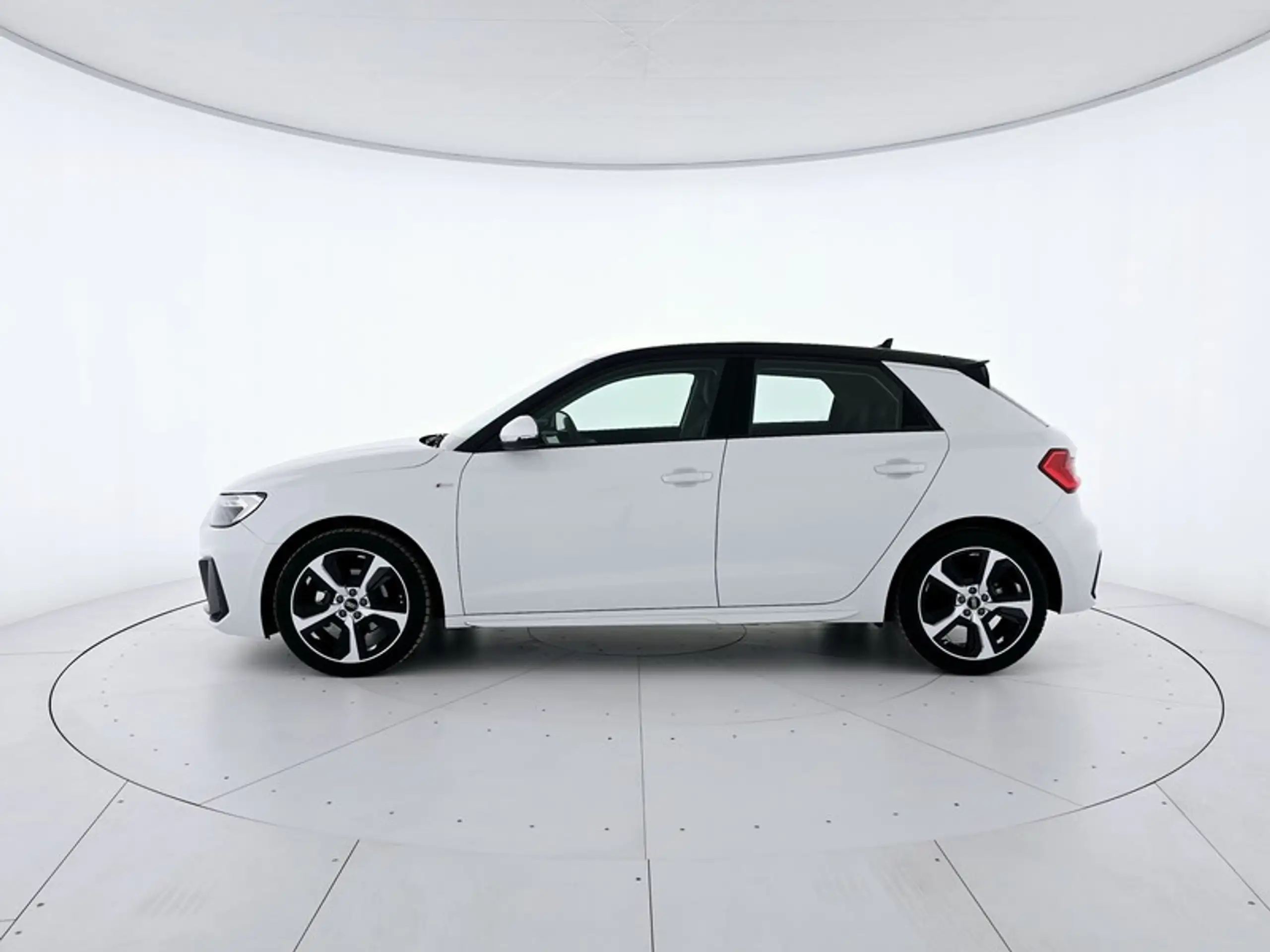 Audi - A1