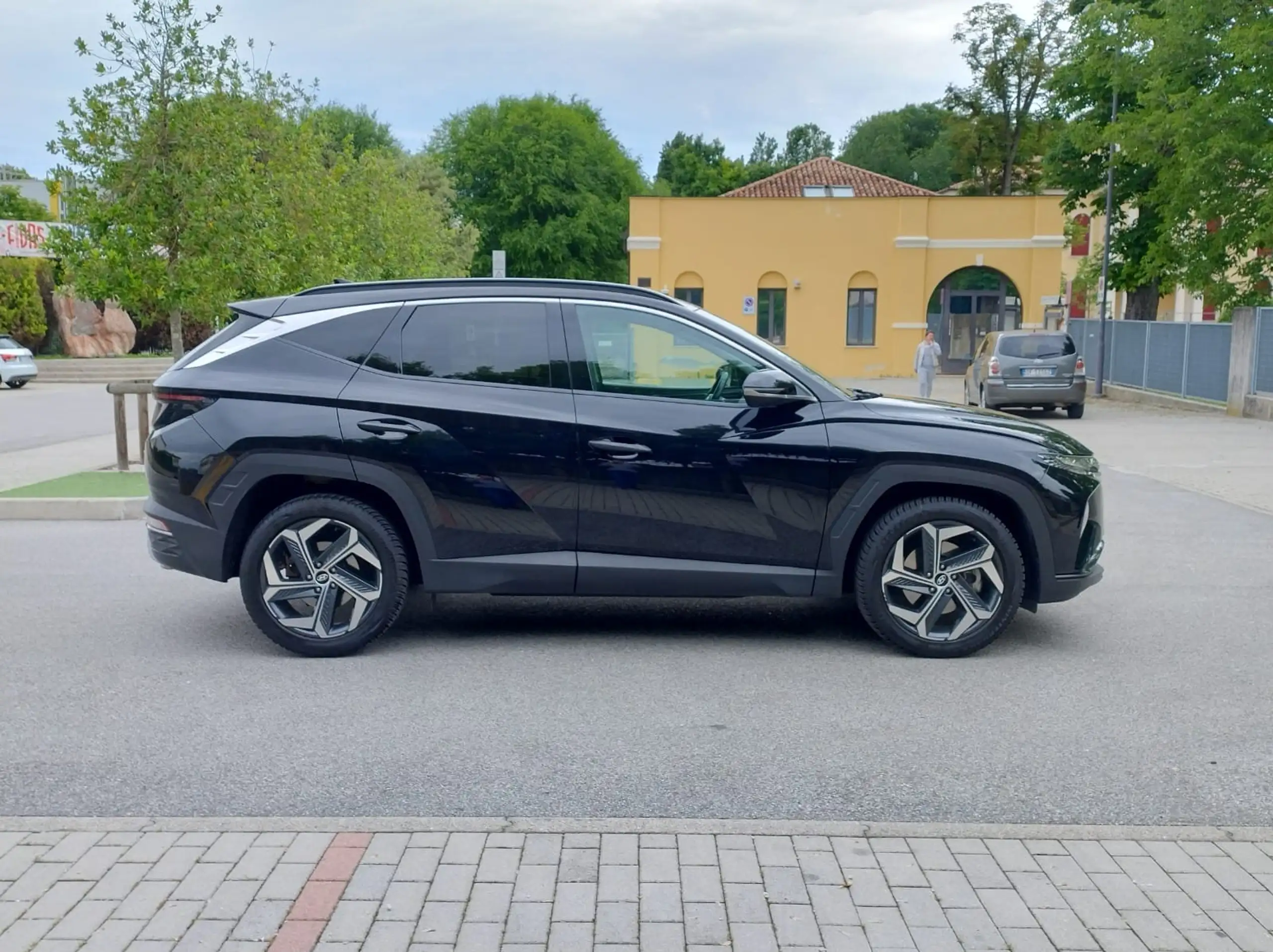 Hyundai - TUCSON