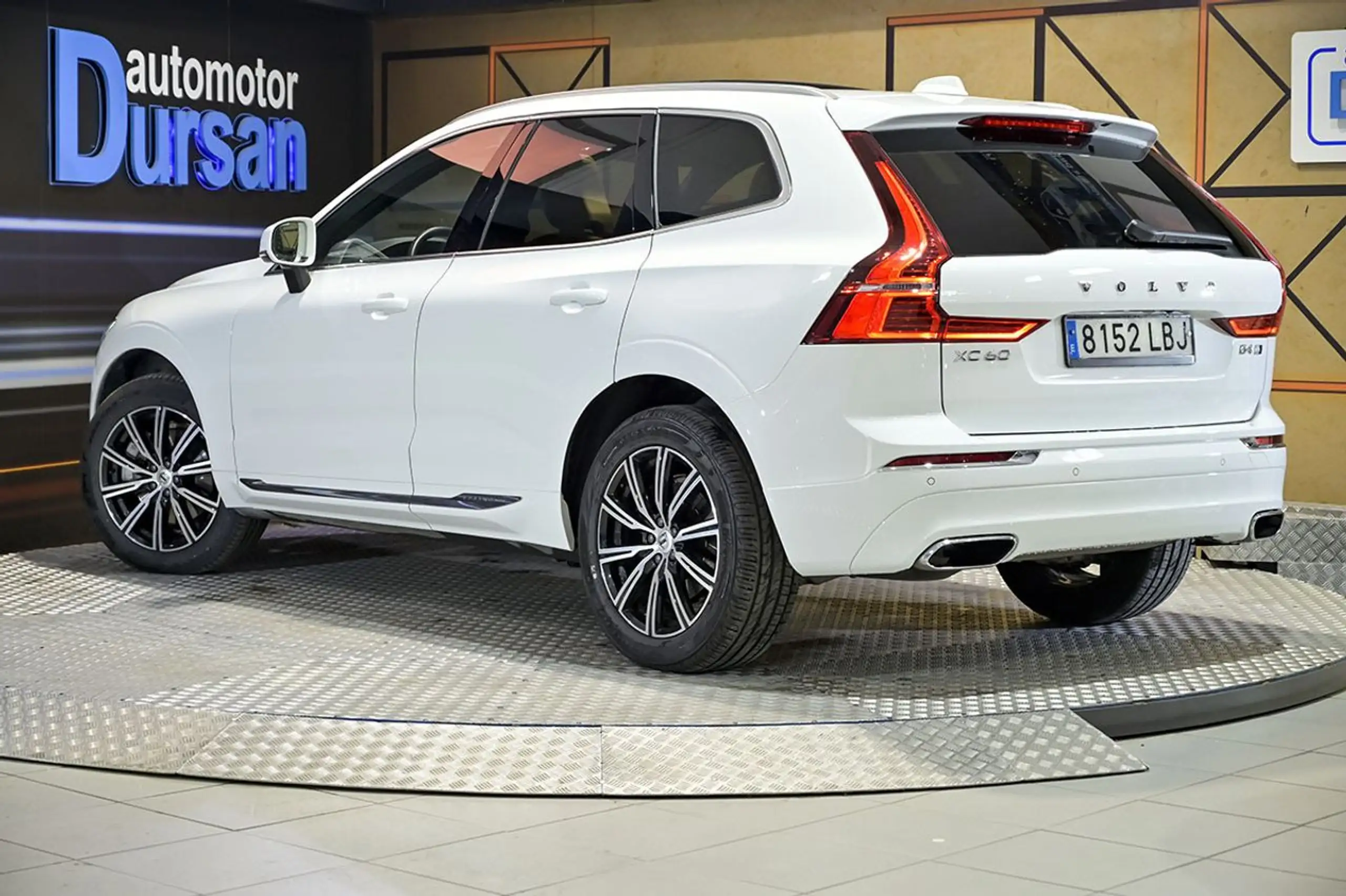 Volvo - XC60