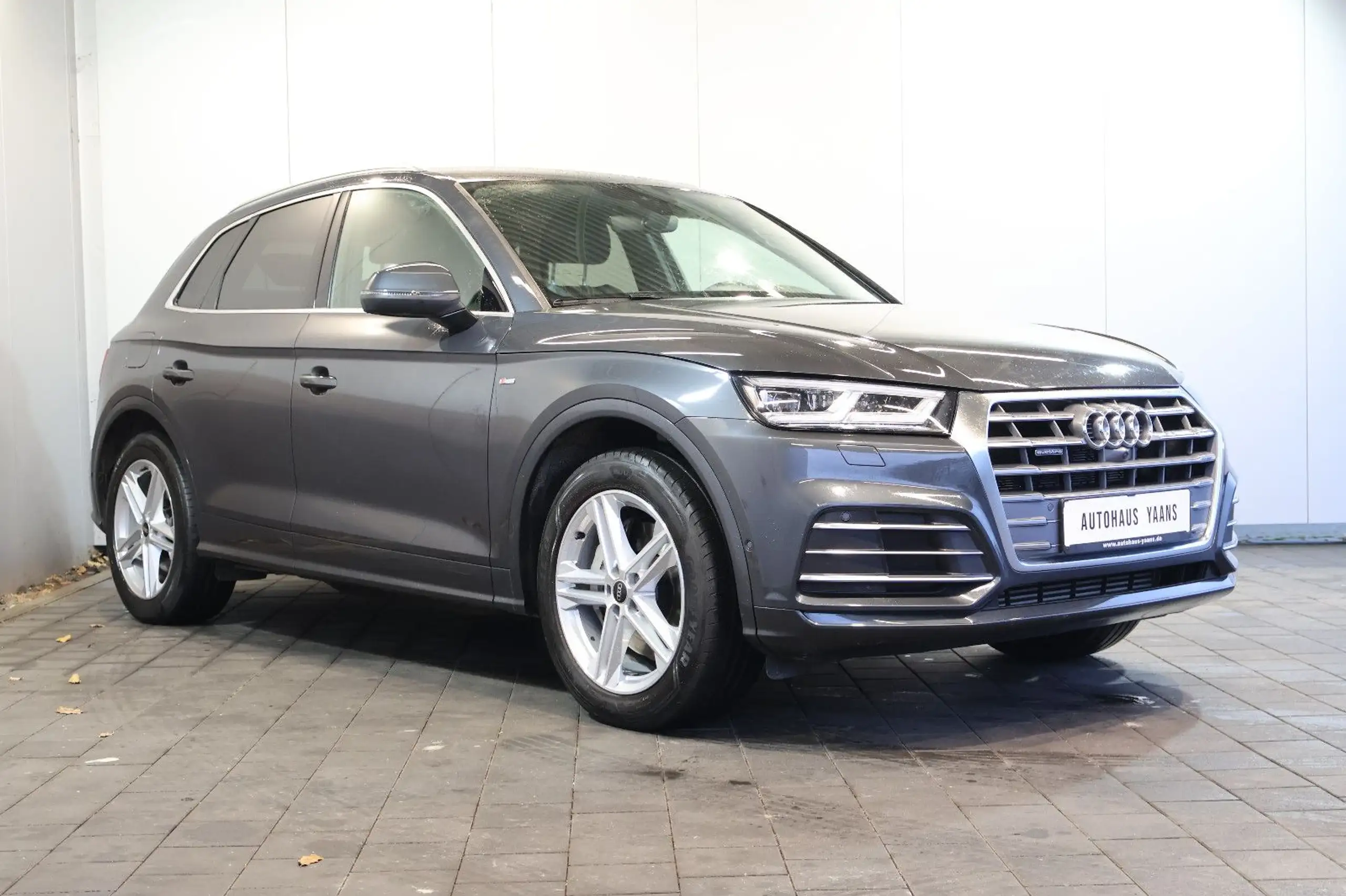 Audi - Q5