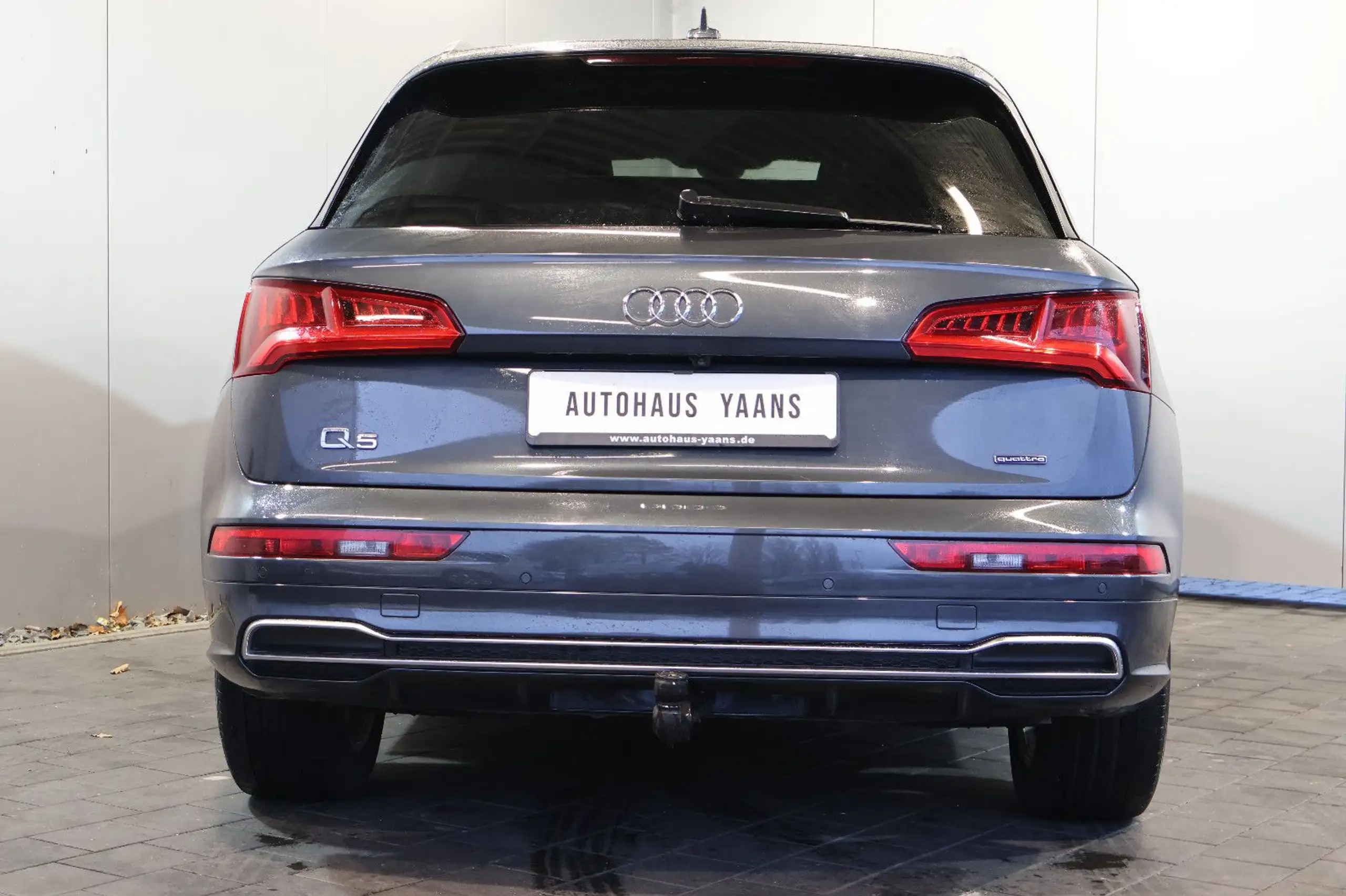 Audi - Q5