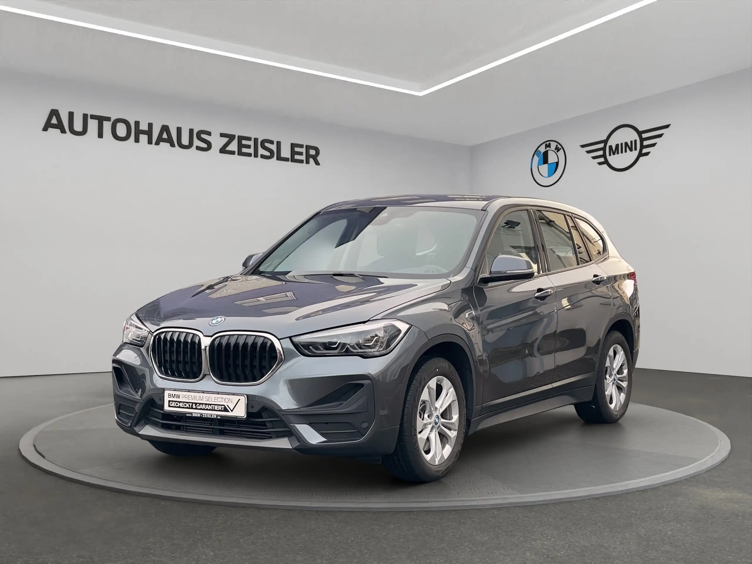 BMW - X1