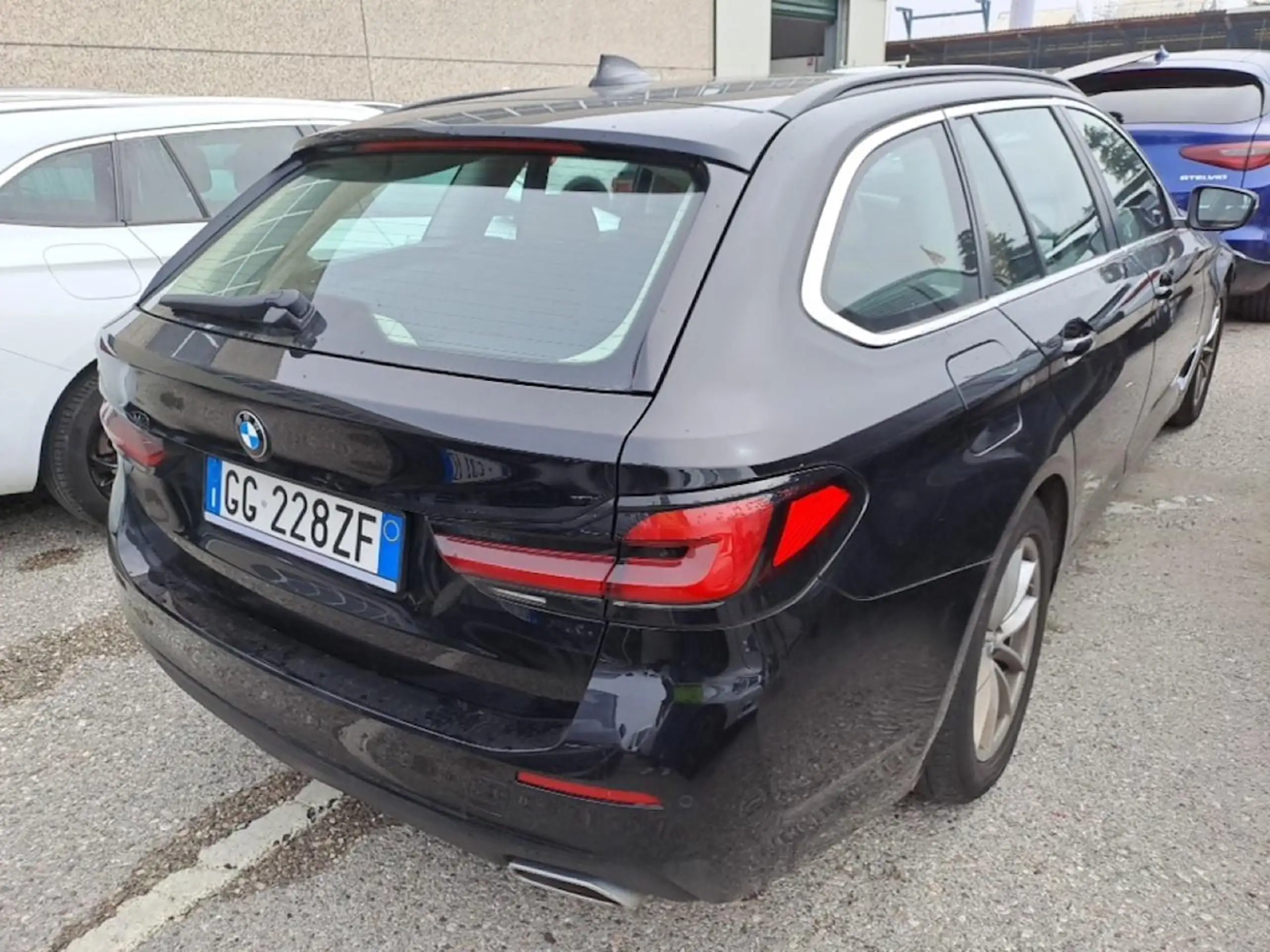 BMW - 520