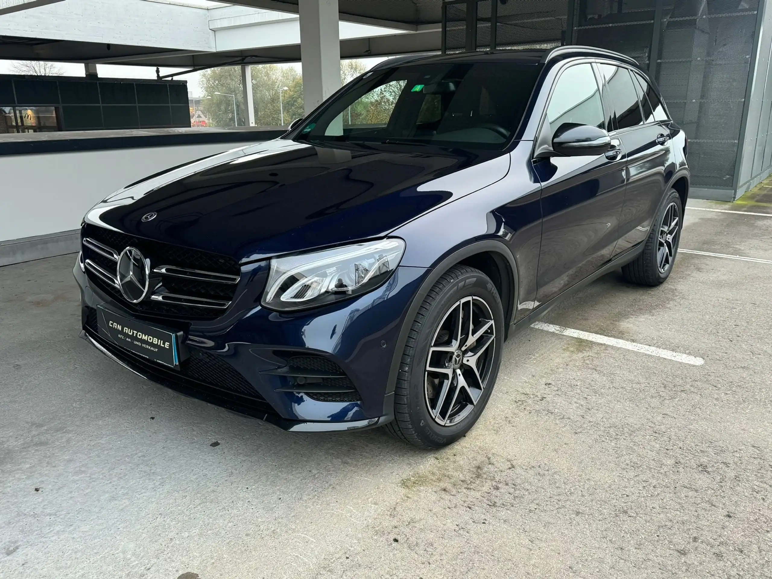 Mercedes-Benz - GLC 250