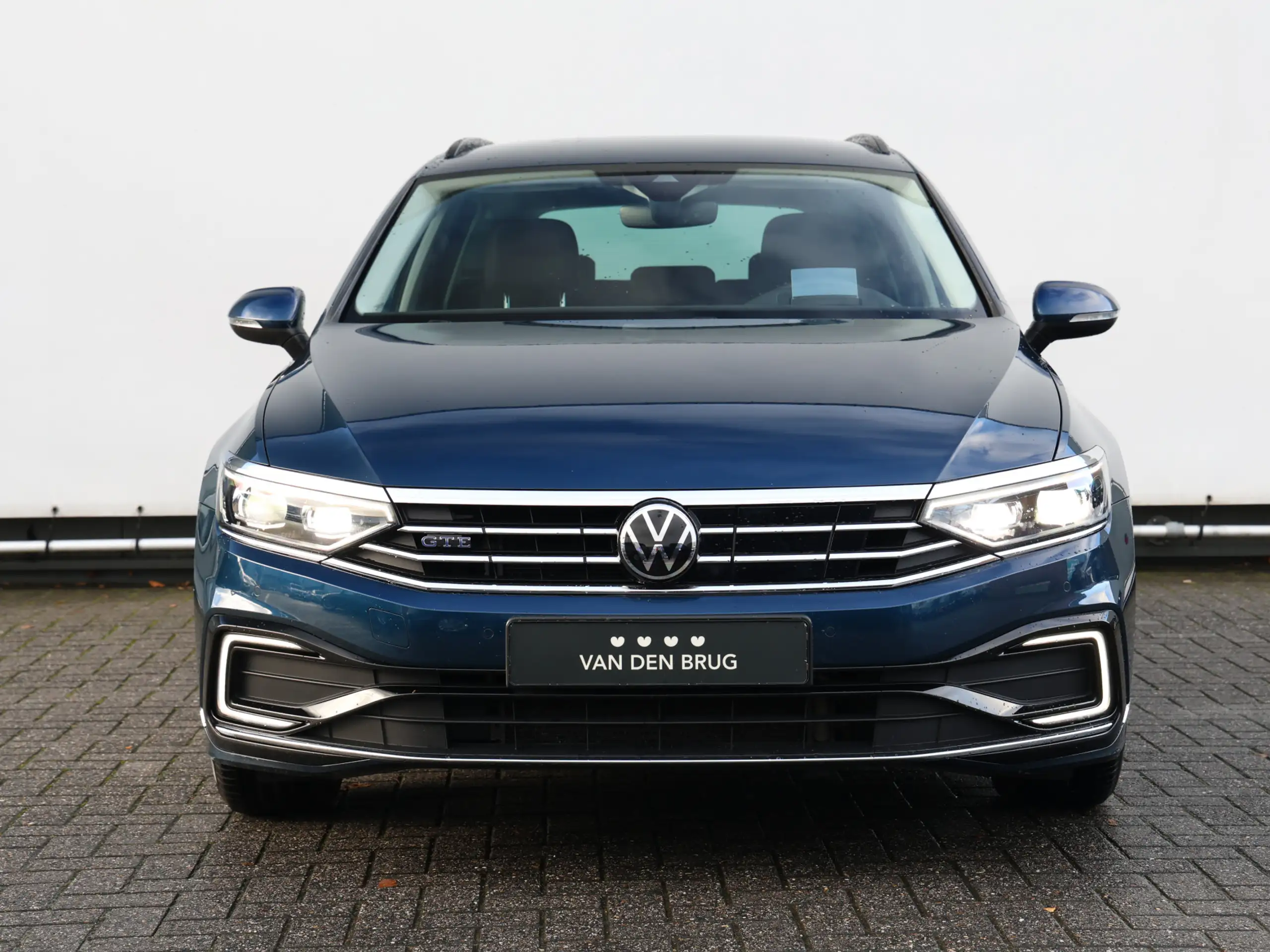 Volkswagen - Passat Variant