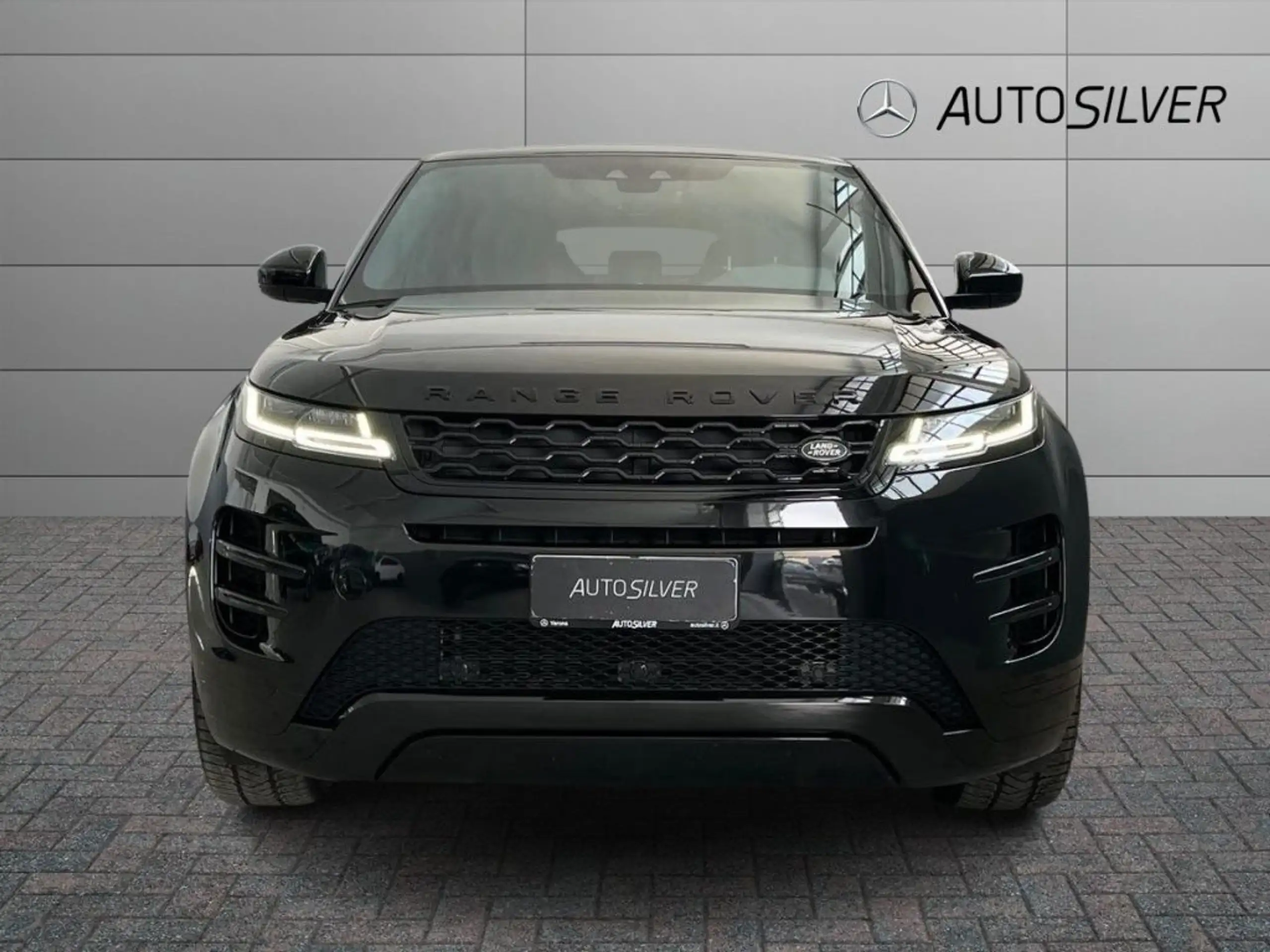 Land Rover - Range Rover Evoque