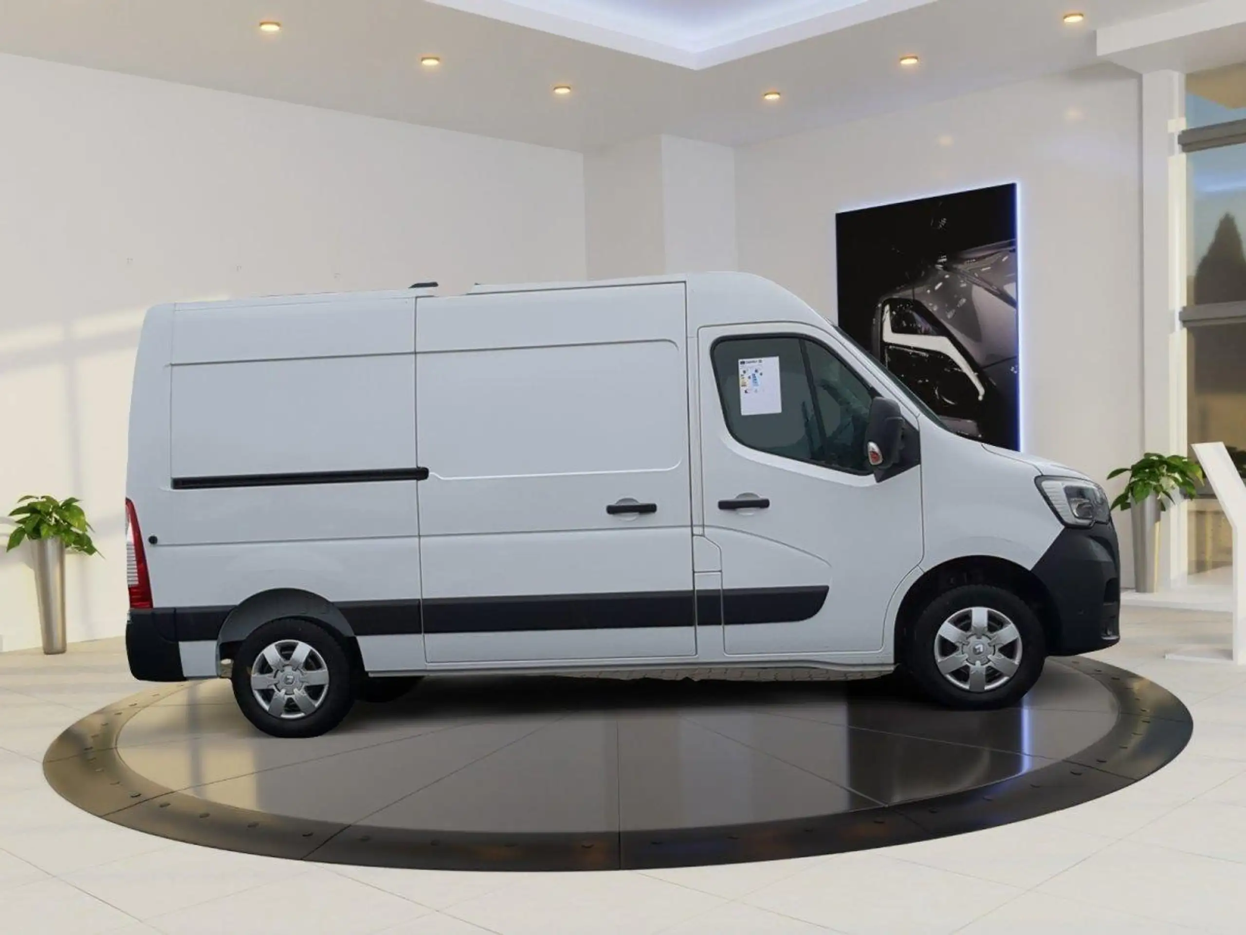 Renault Master 2023