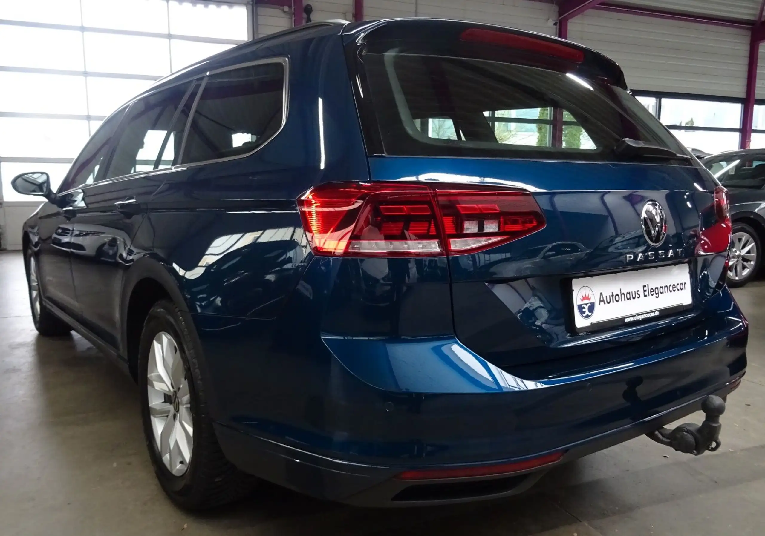 Volkswagen - Passat Variant