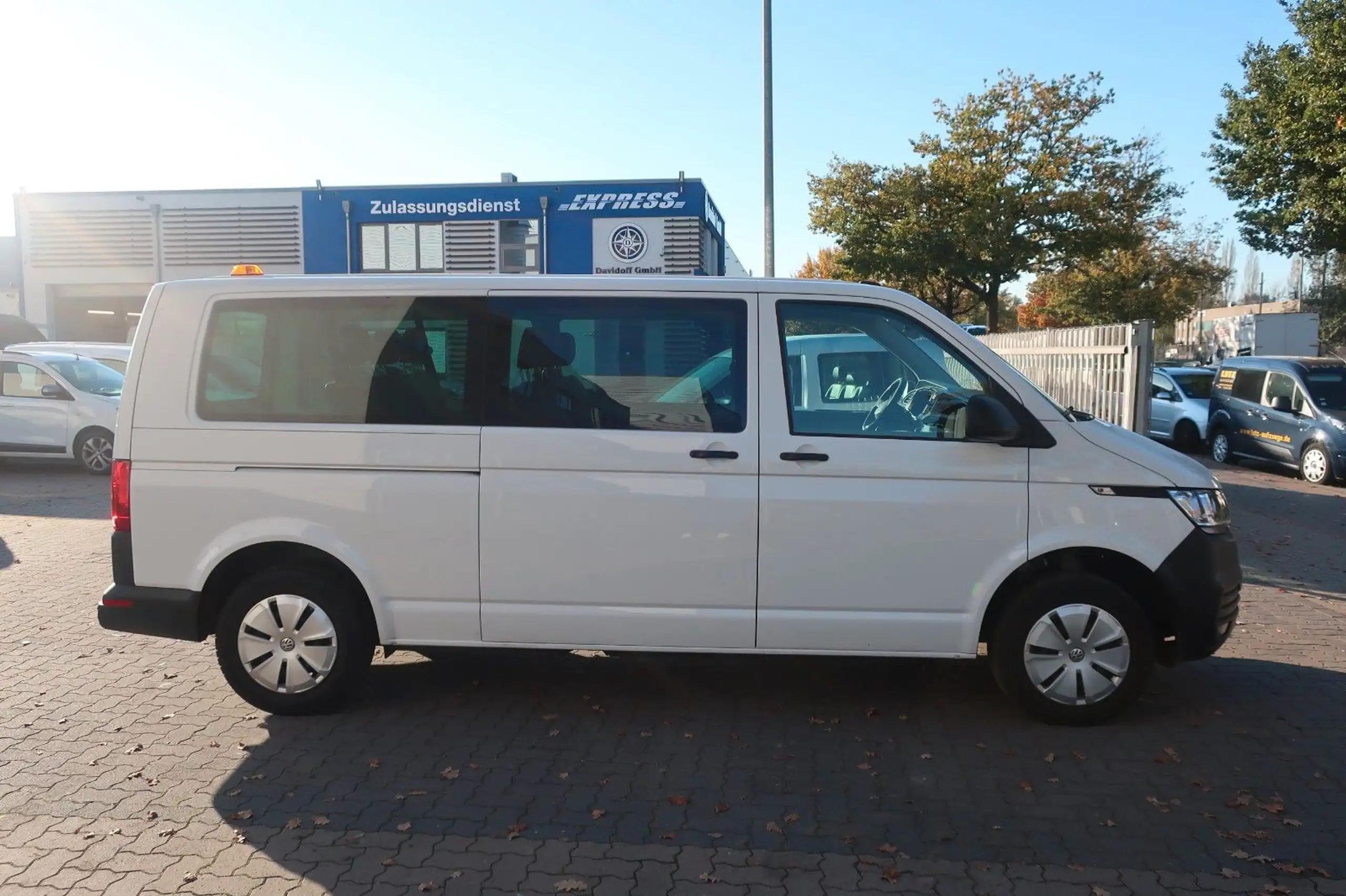 Volkswagen - T6 Transporter