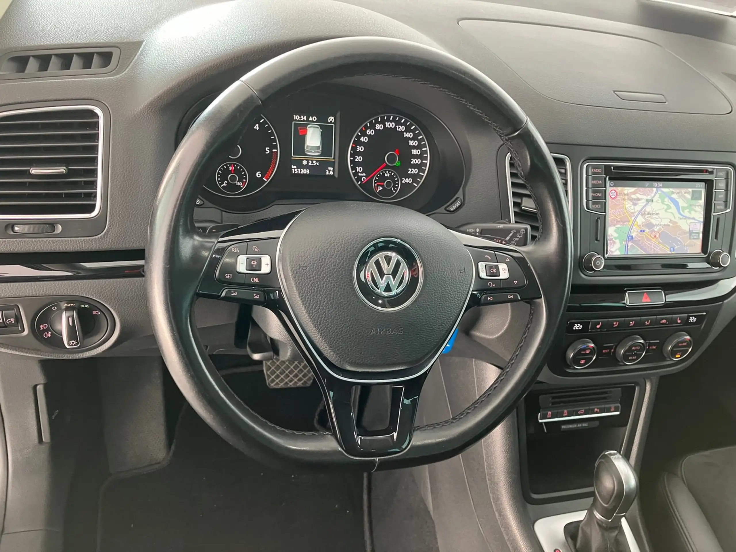 Volkswagen - Sharan