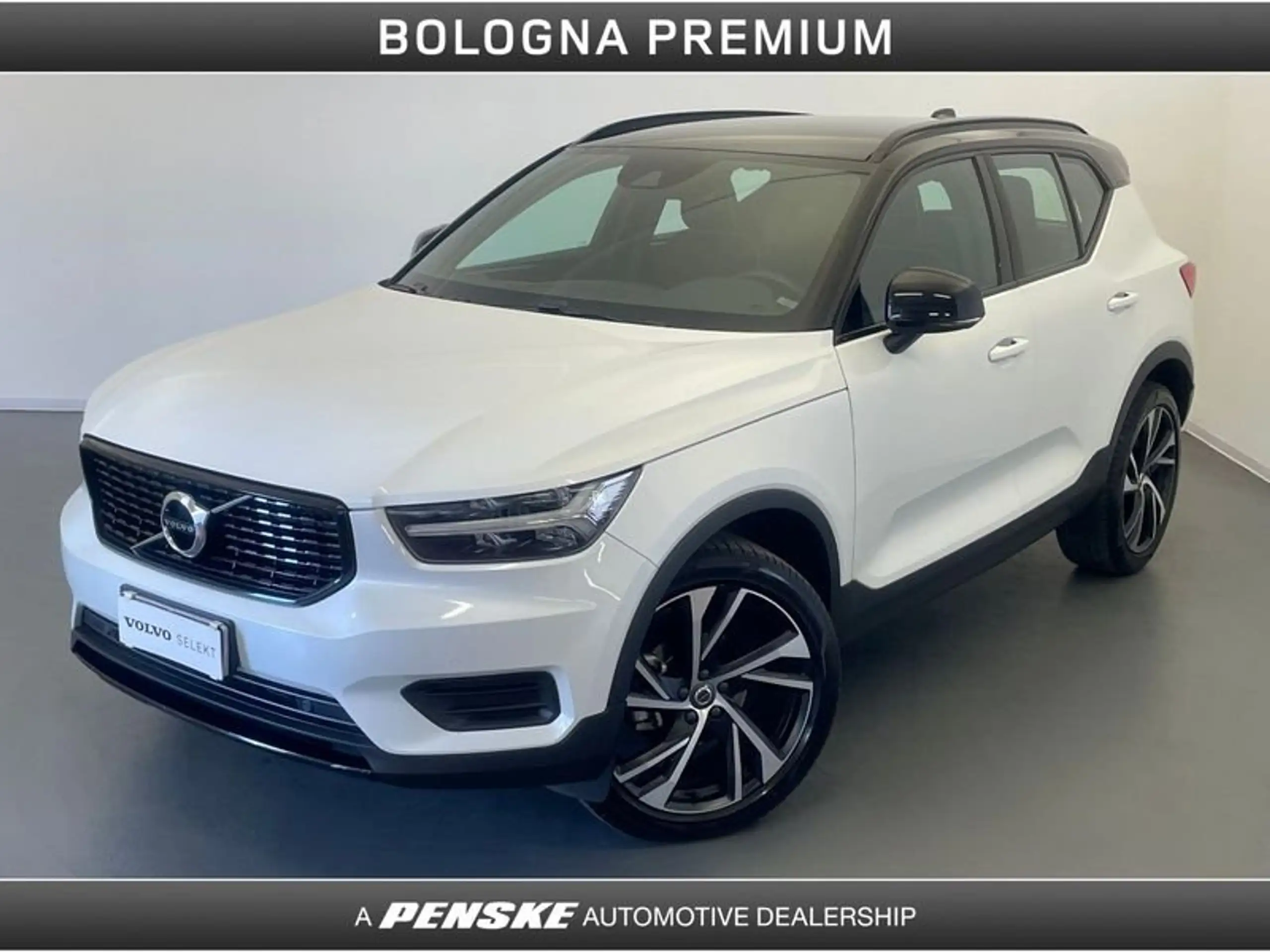 Volvo - XC40