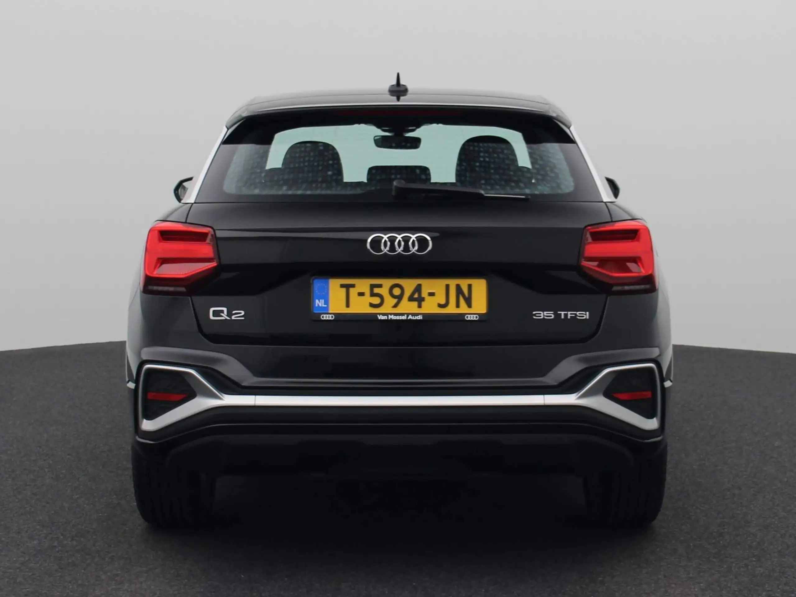 Audi - Q2