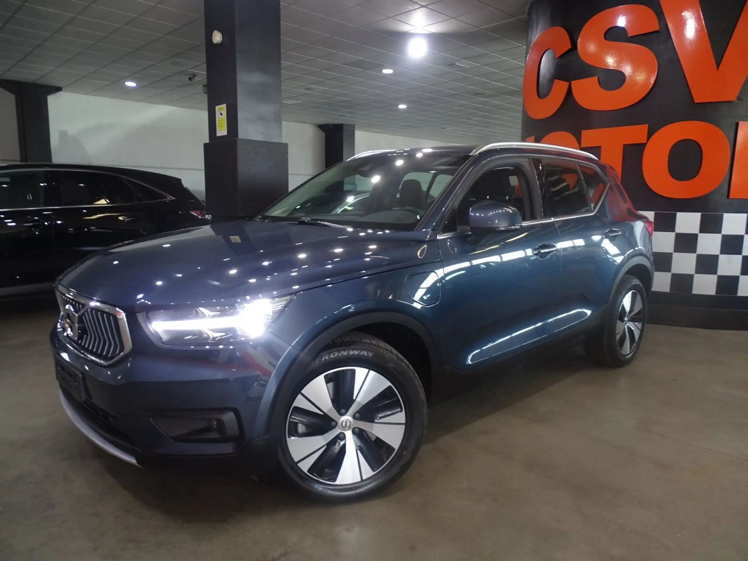 Volvo - XC40