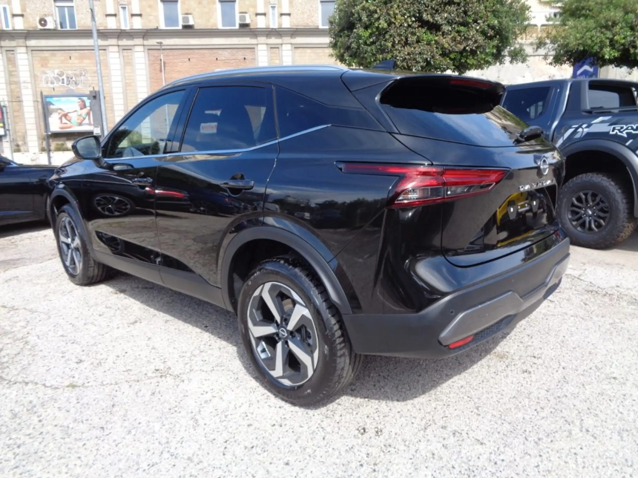 Nissan - Qashqai