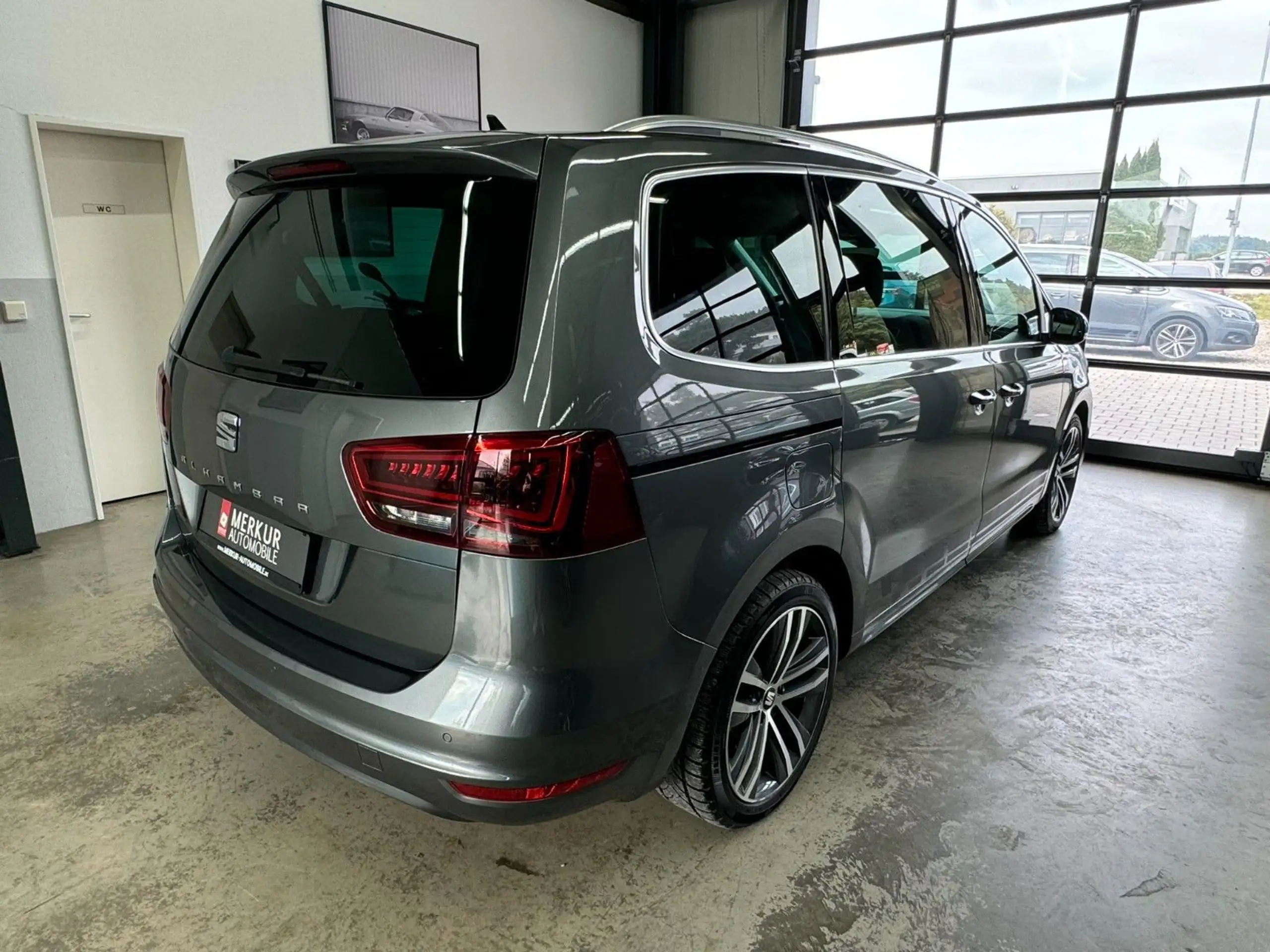 SEAT - Alhambra