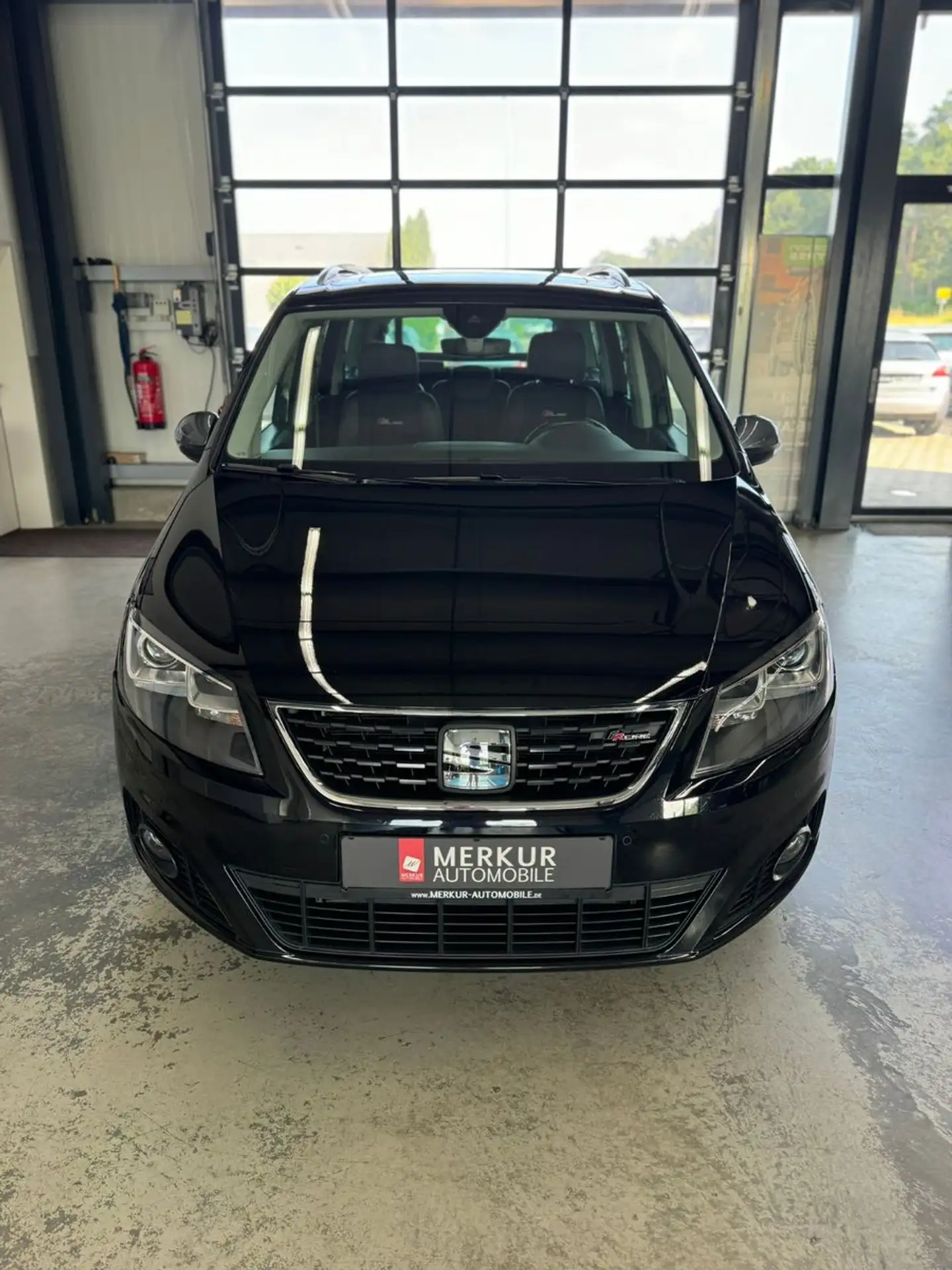 SEAT - Alhambra