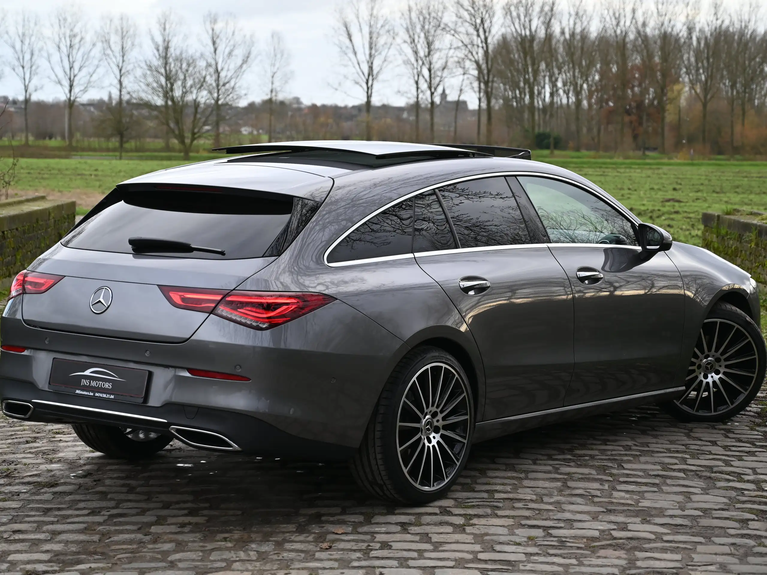 Mercedes-Benz - CLA 180