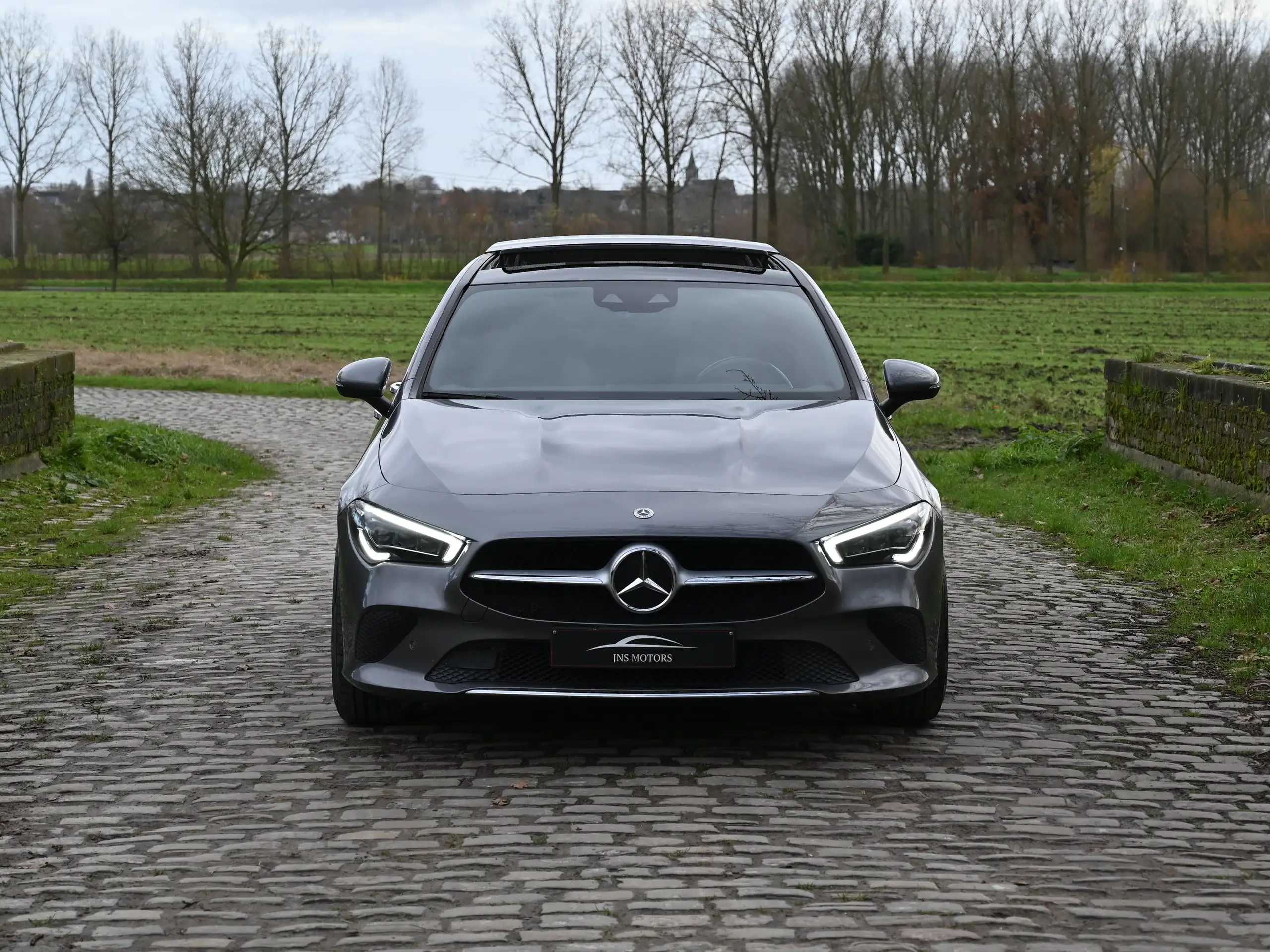 Mercedes-Benz - CLA 180