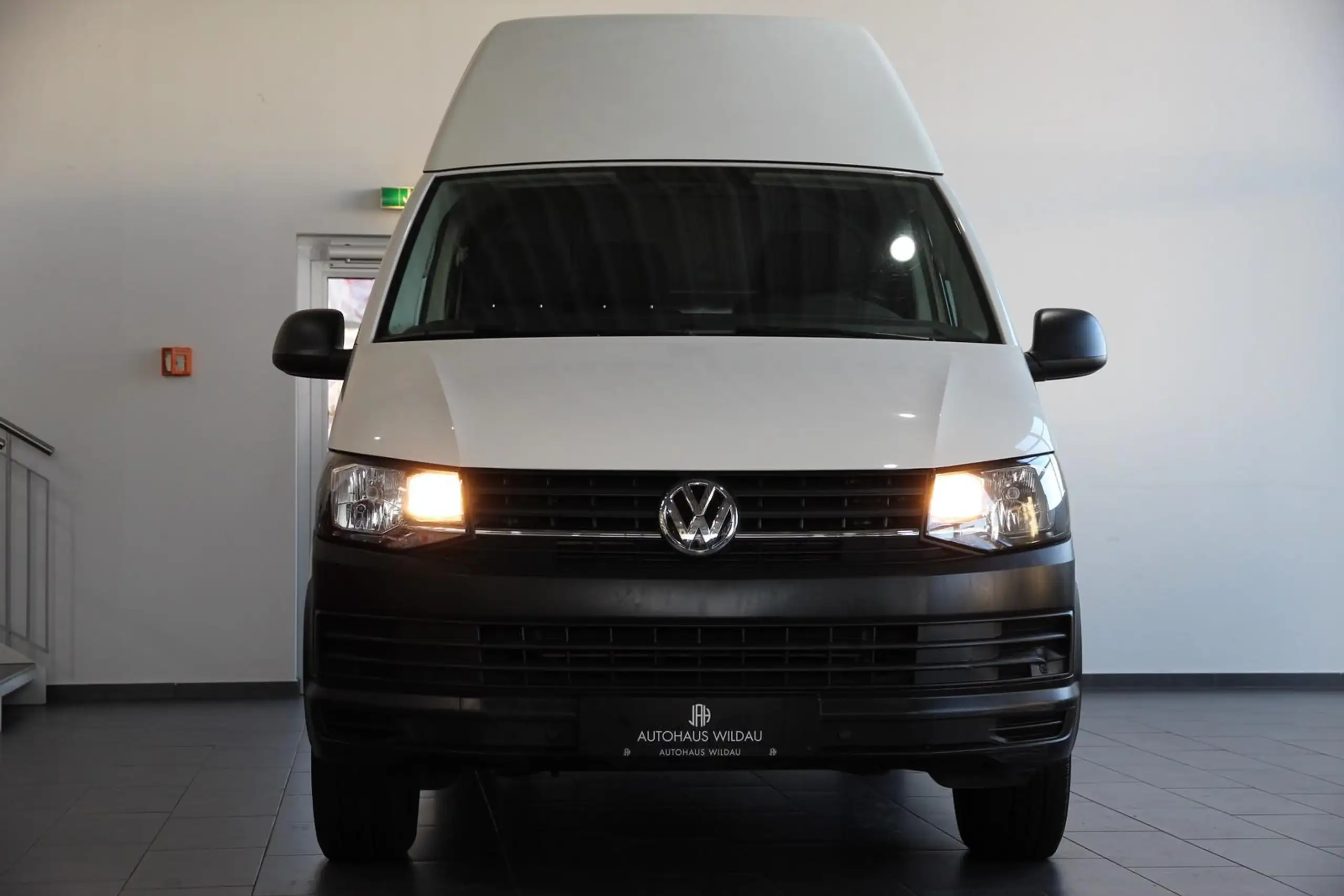 Volkswagen - T6 Transporter