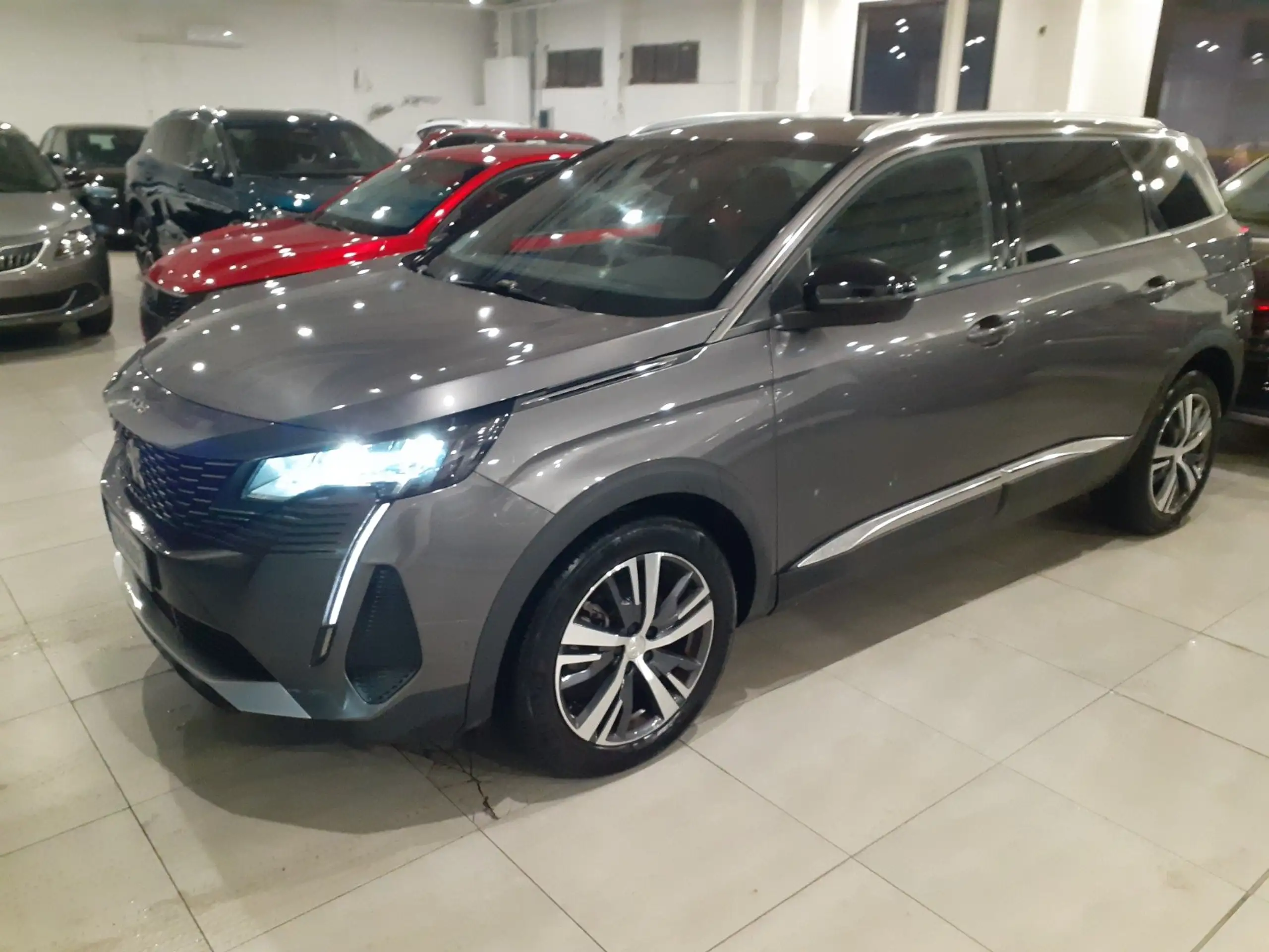 Peugeot 5008 2023