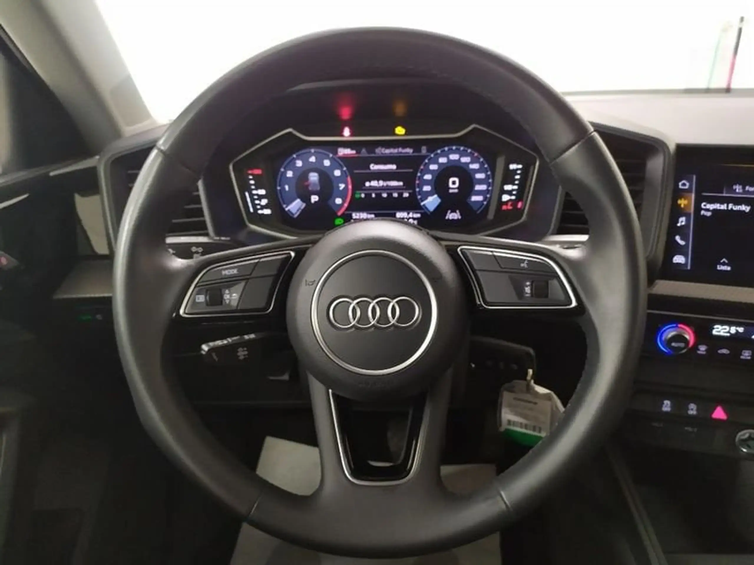 Audi - A1