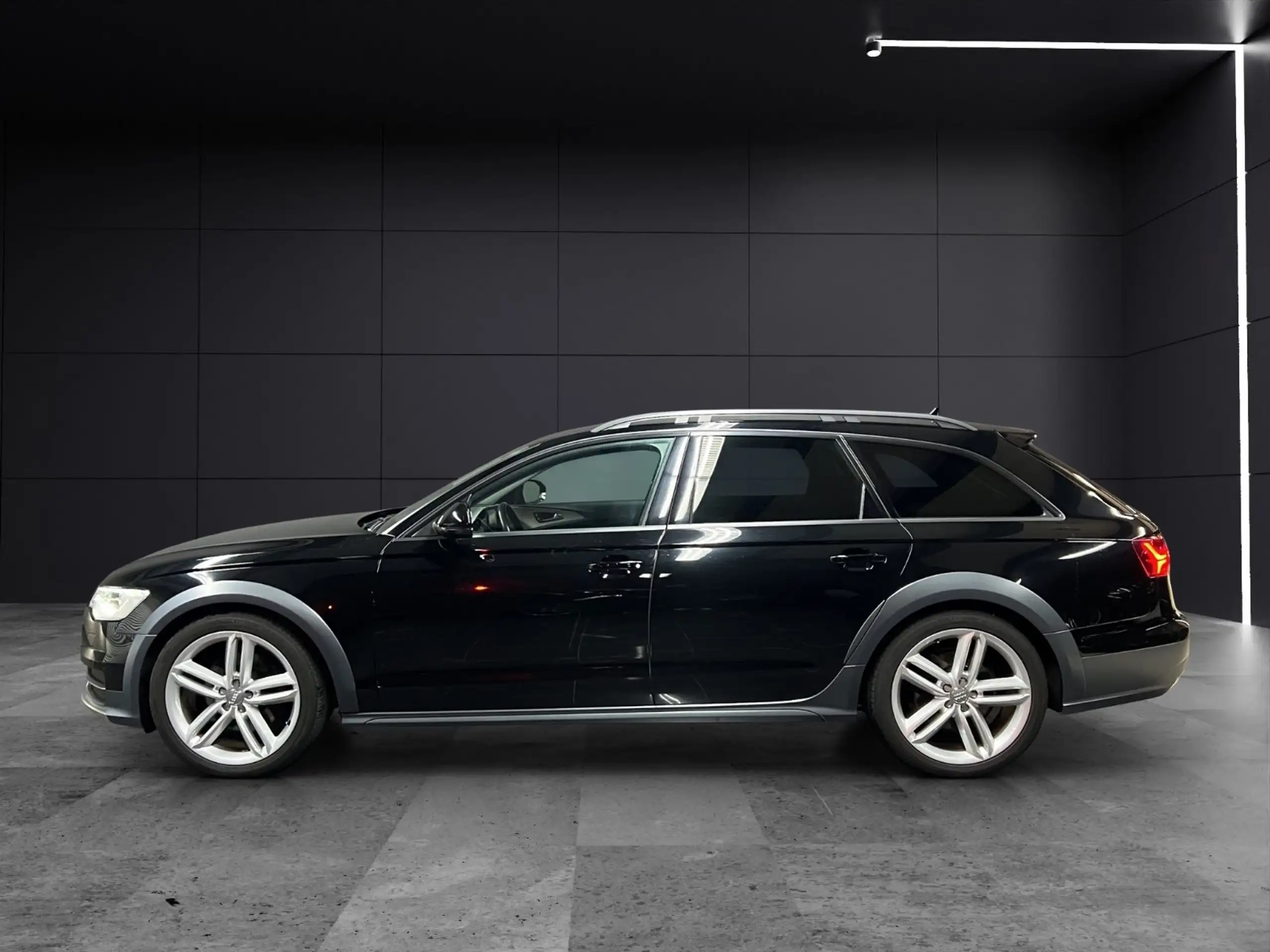 Audi - A6 allroad