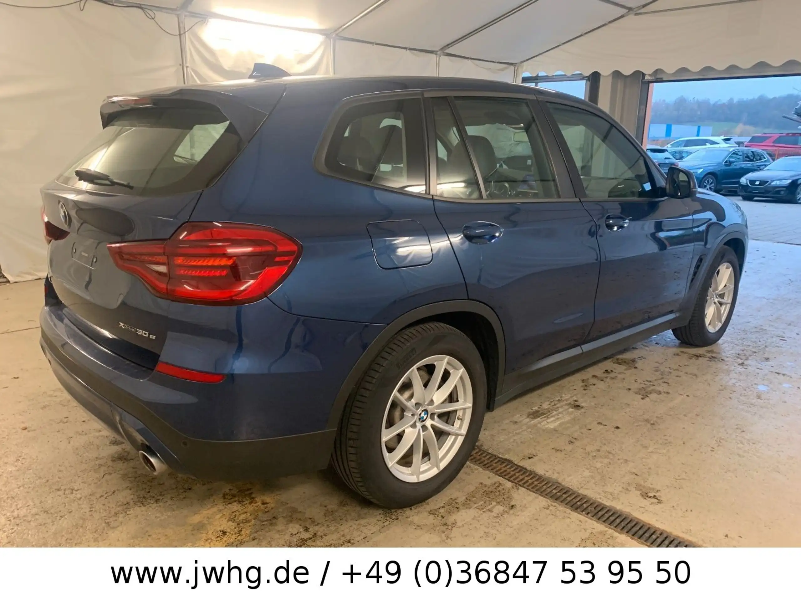 BMW - X3