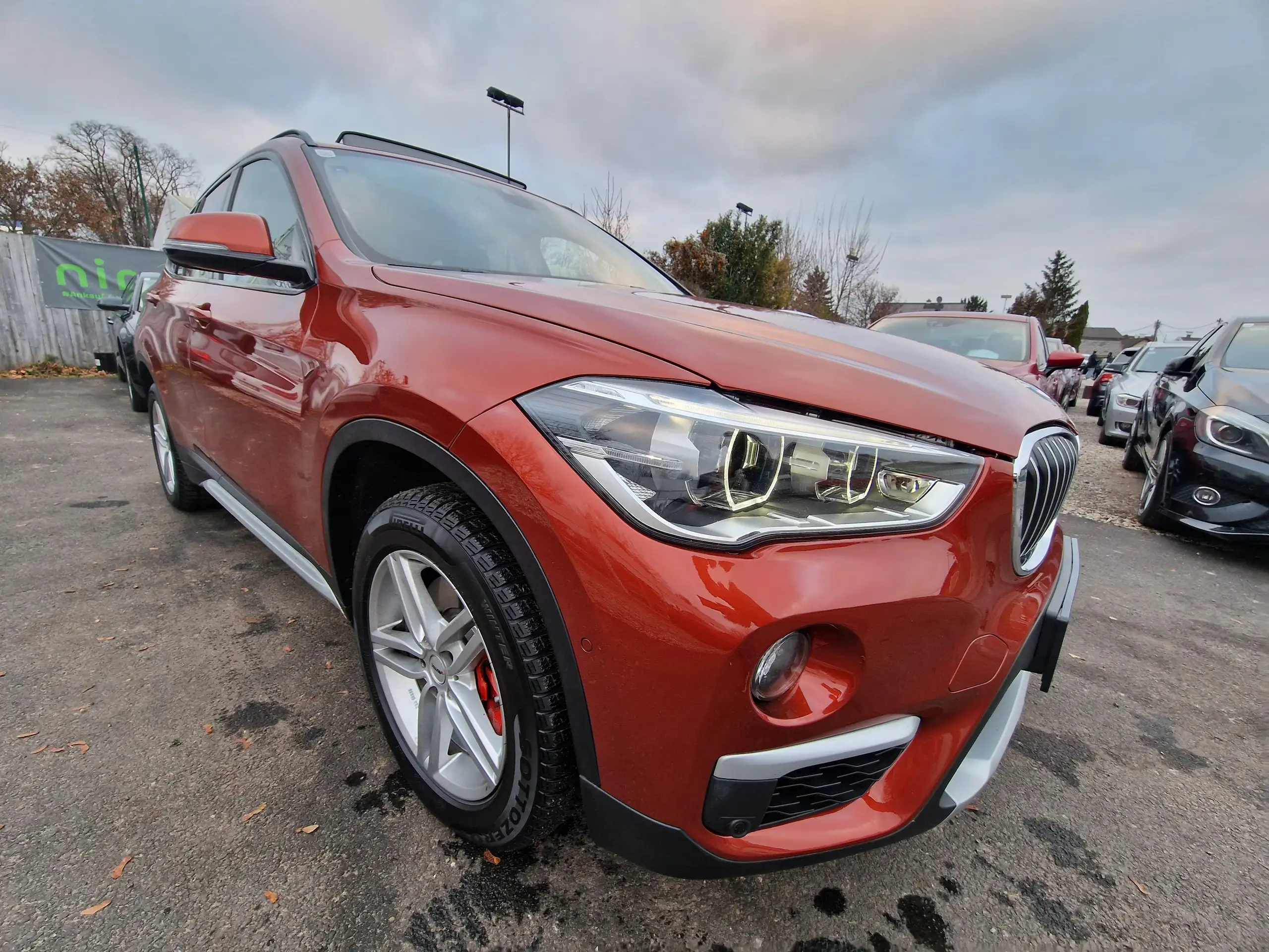 BMW - X1