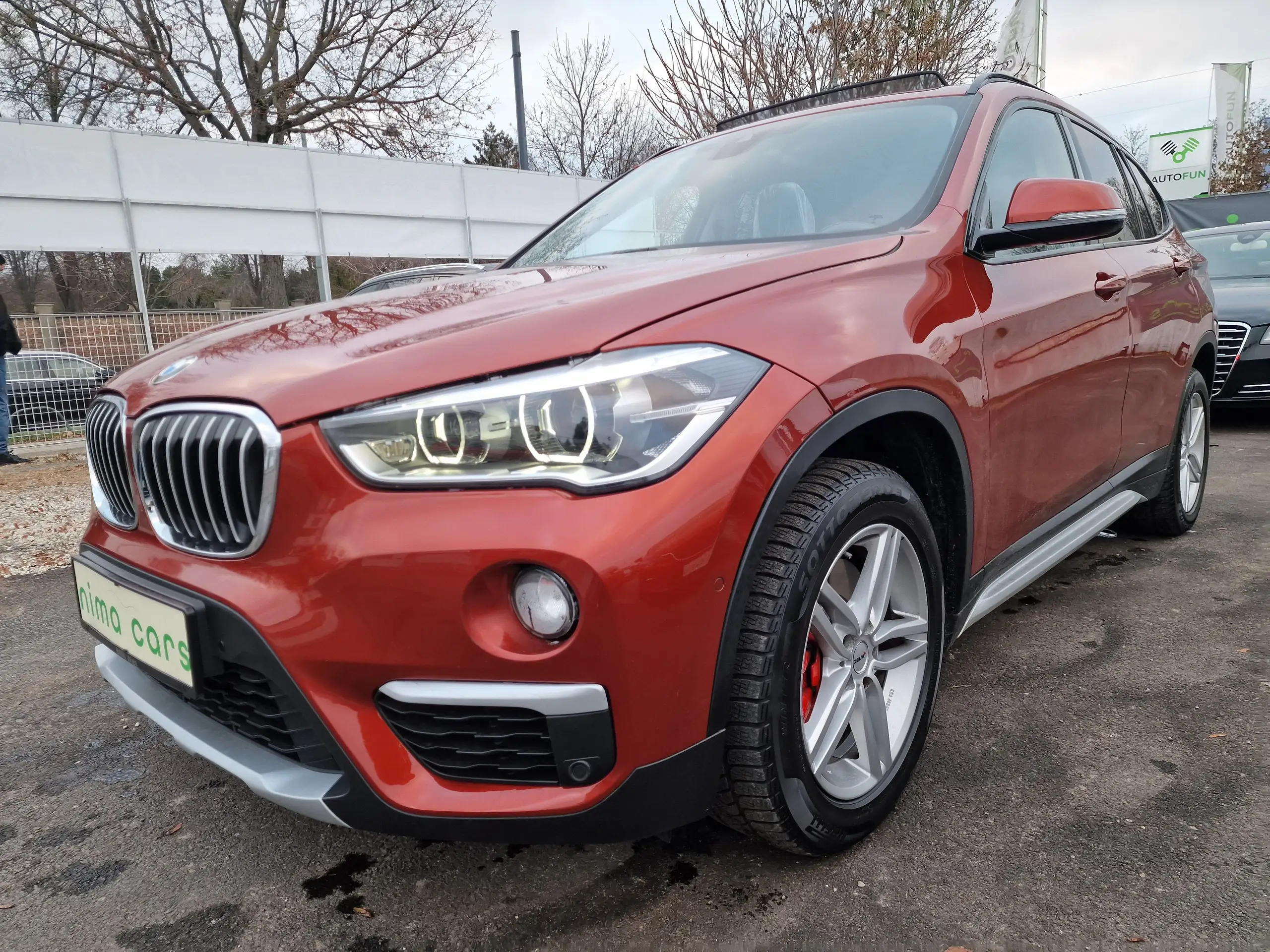 BMW - X1