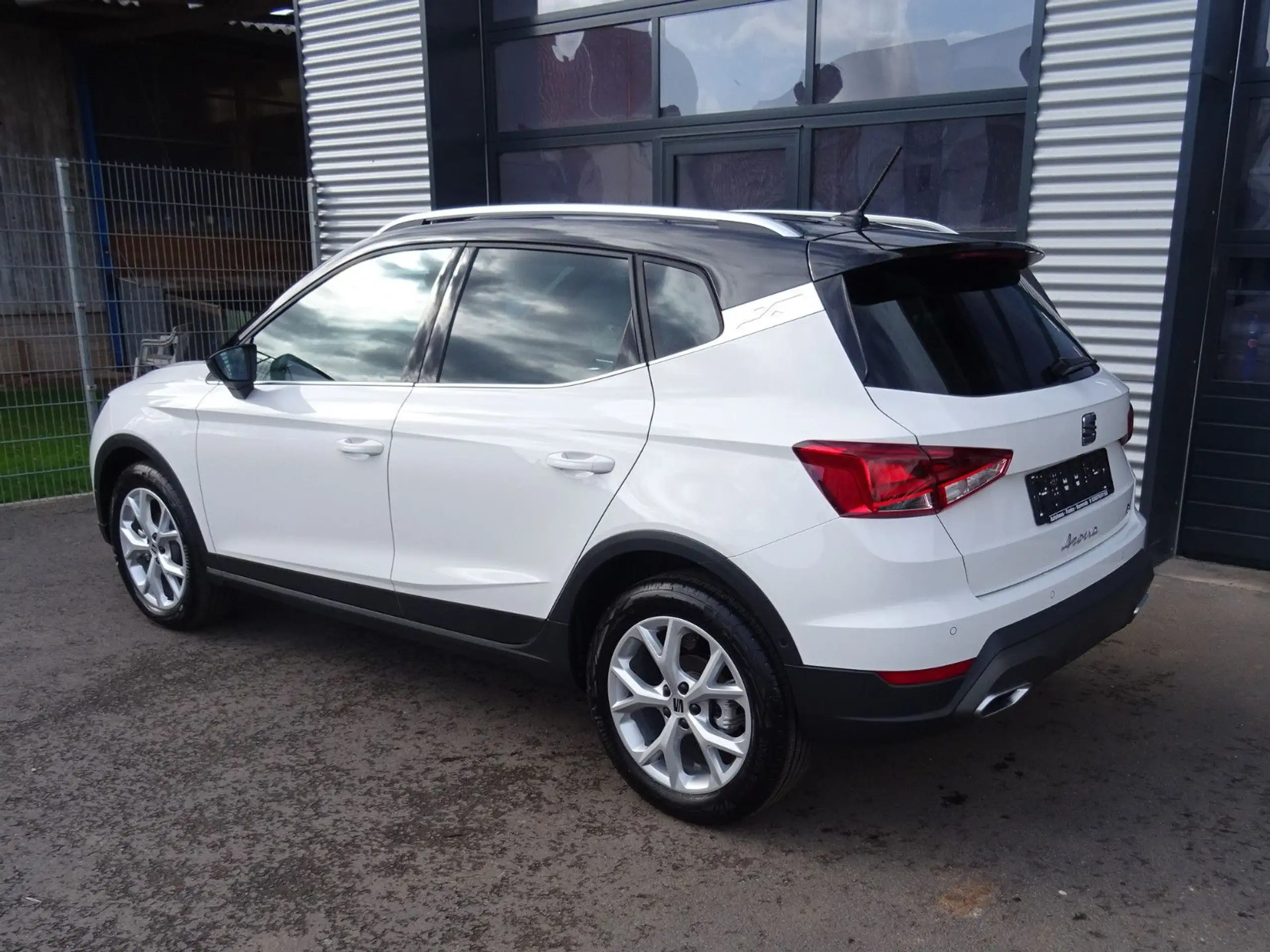 SEAT - Arona