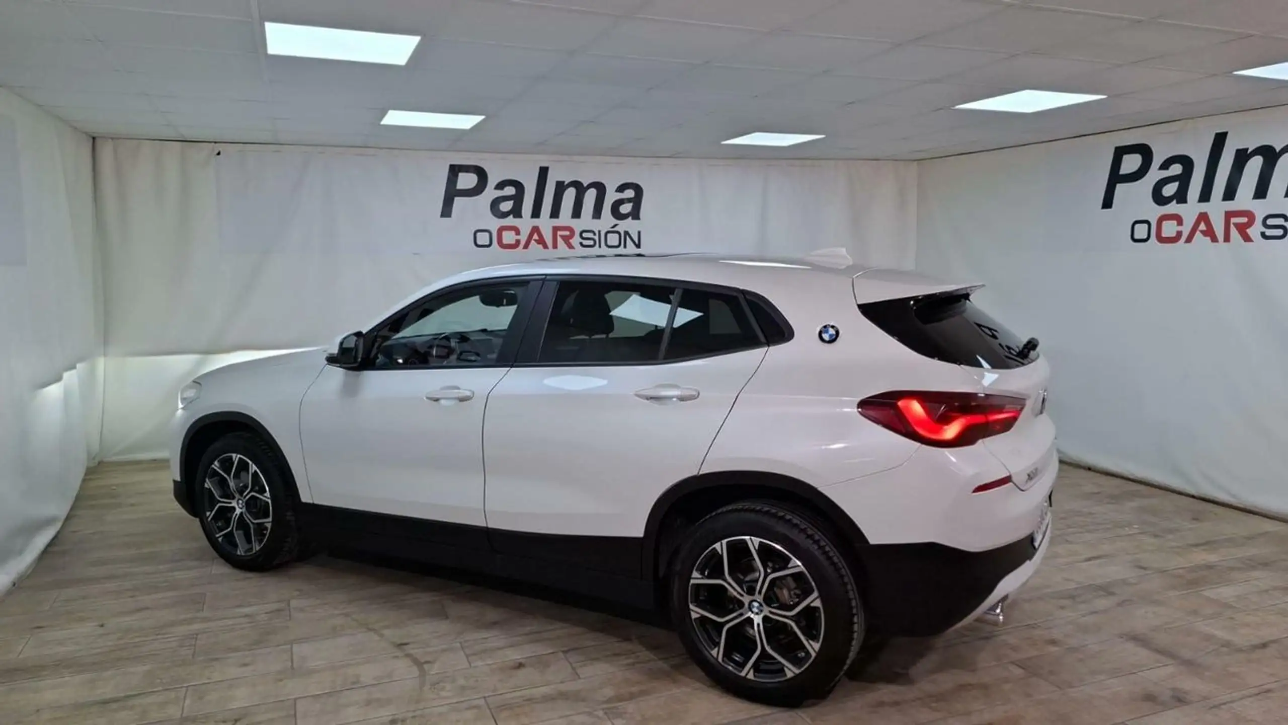 BMW - X2