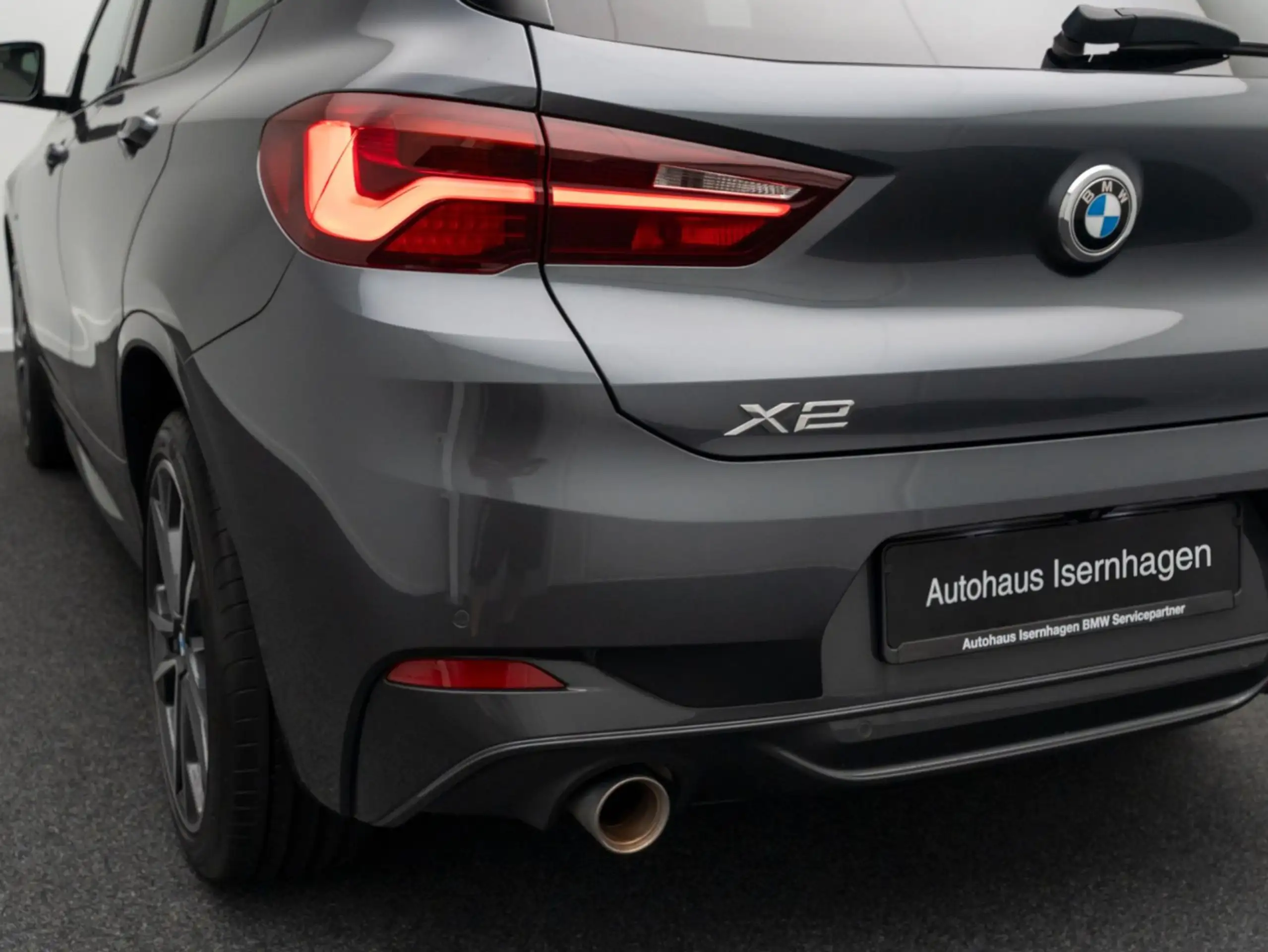 BMW - X2