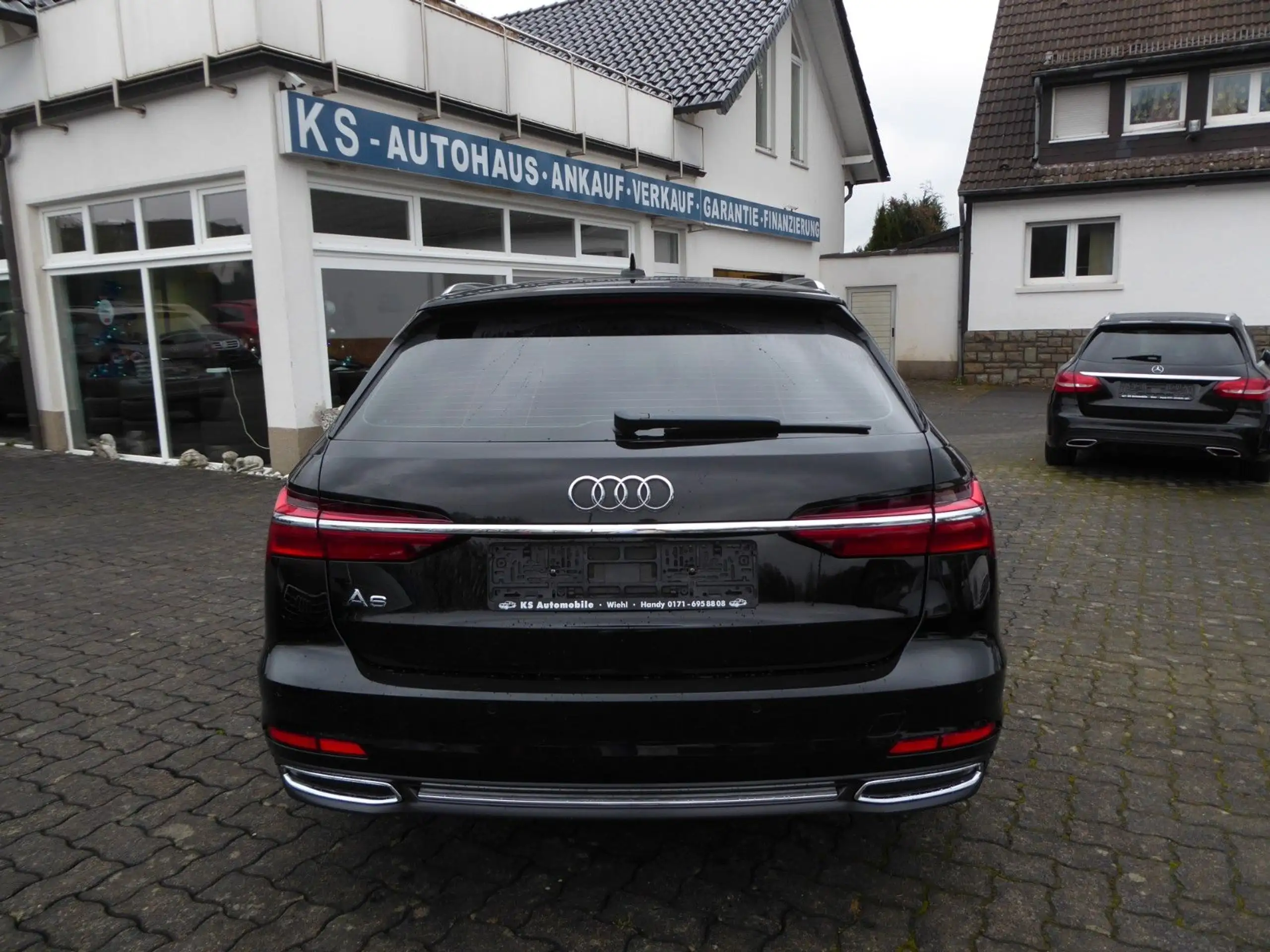 Audi - A6