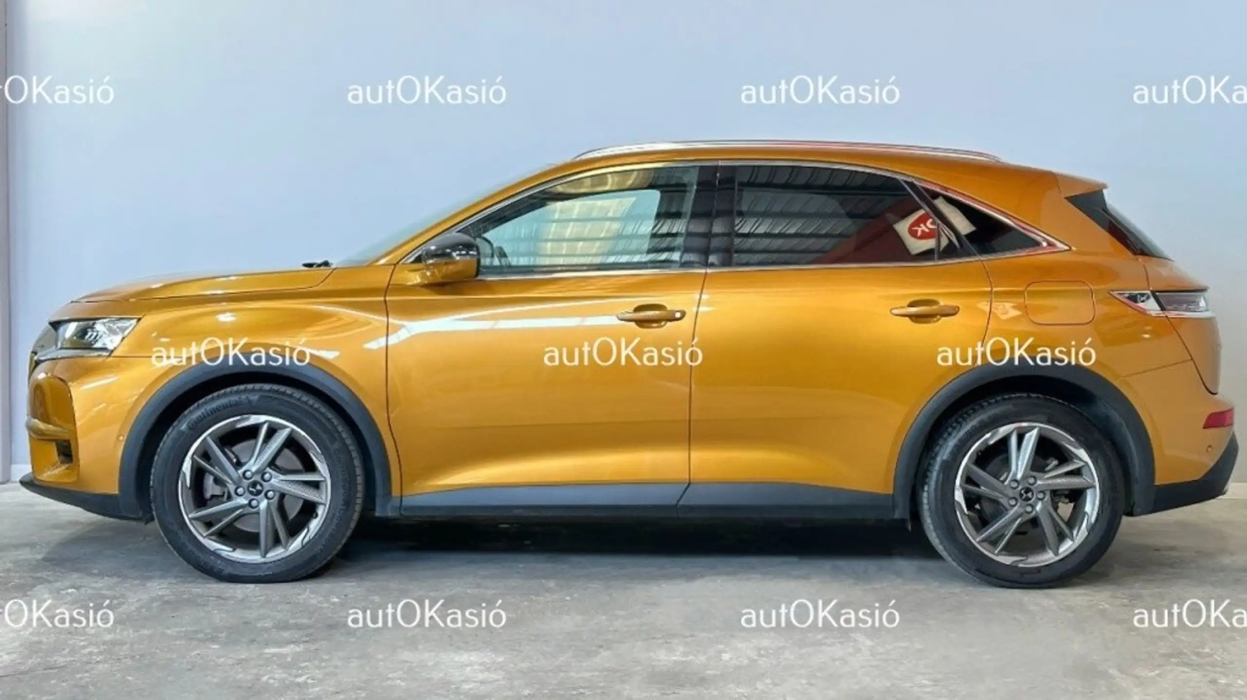 DS Automobiles - DS 7 Crossback