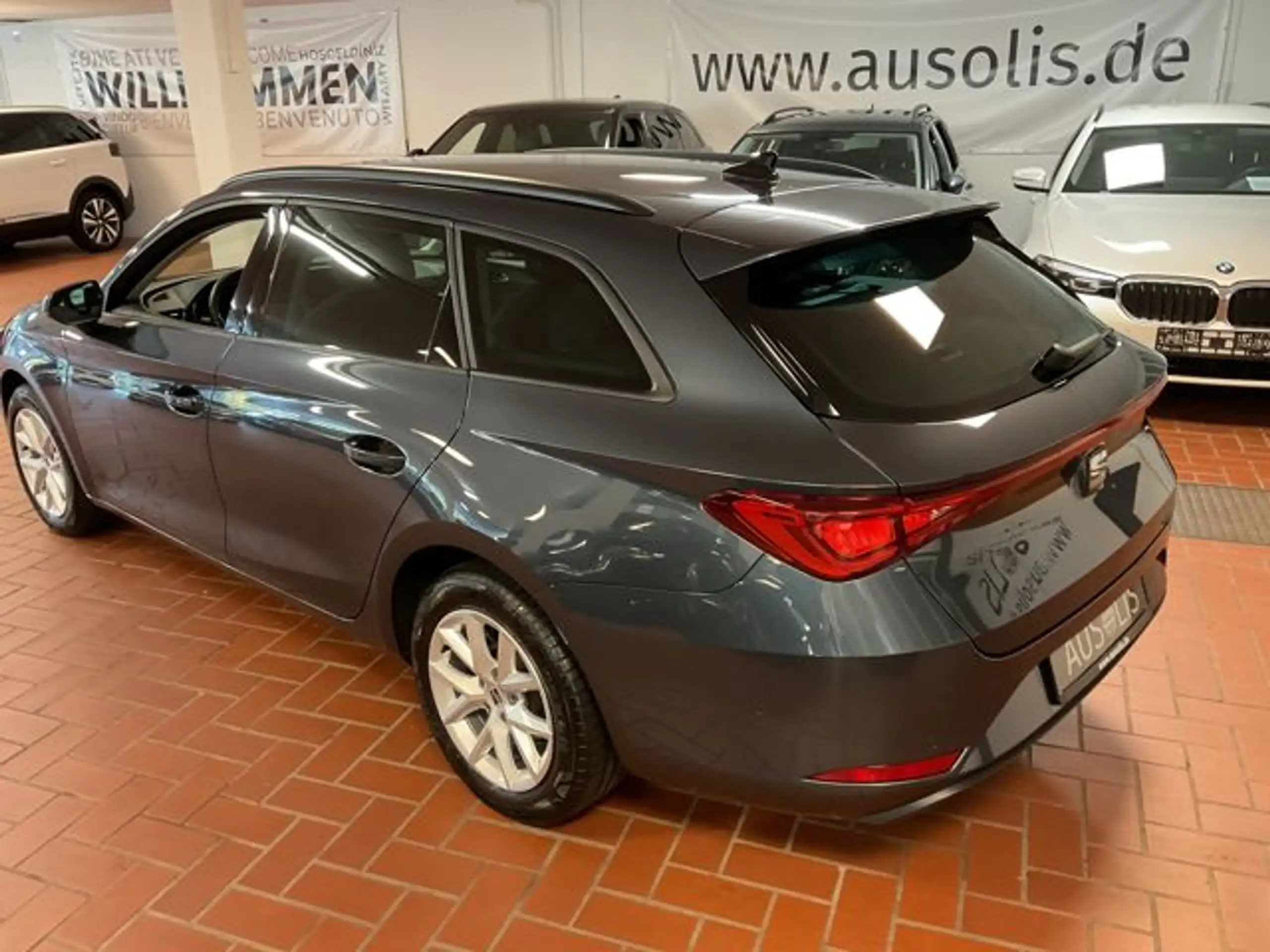 SEAT - Leon