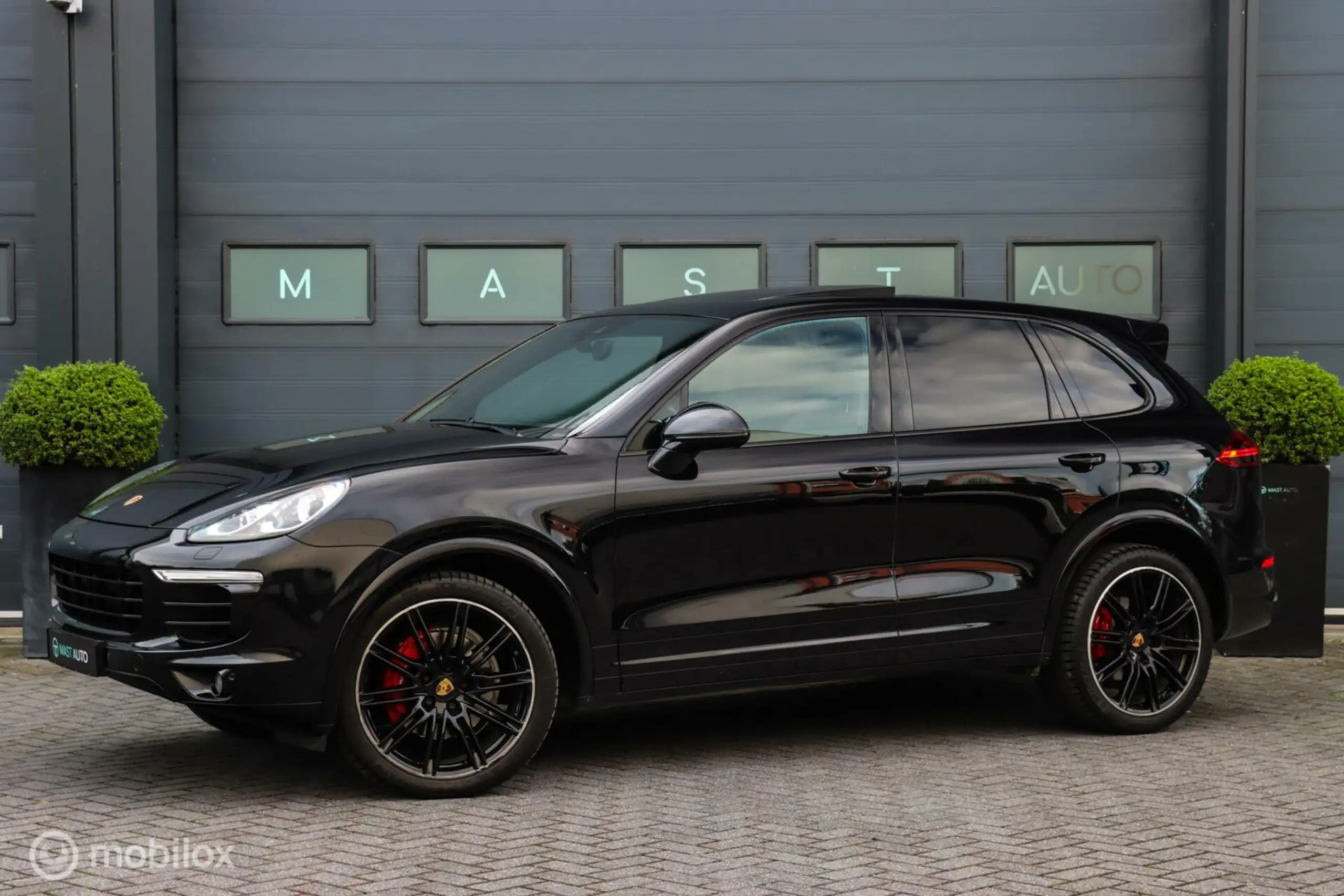 Porsche - Cayenne