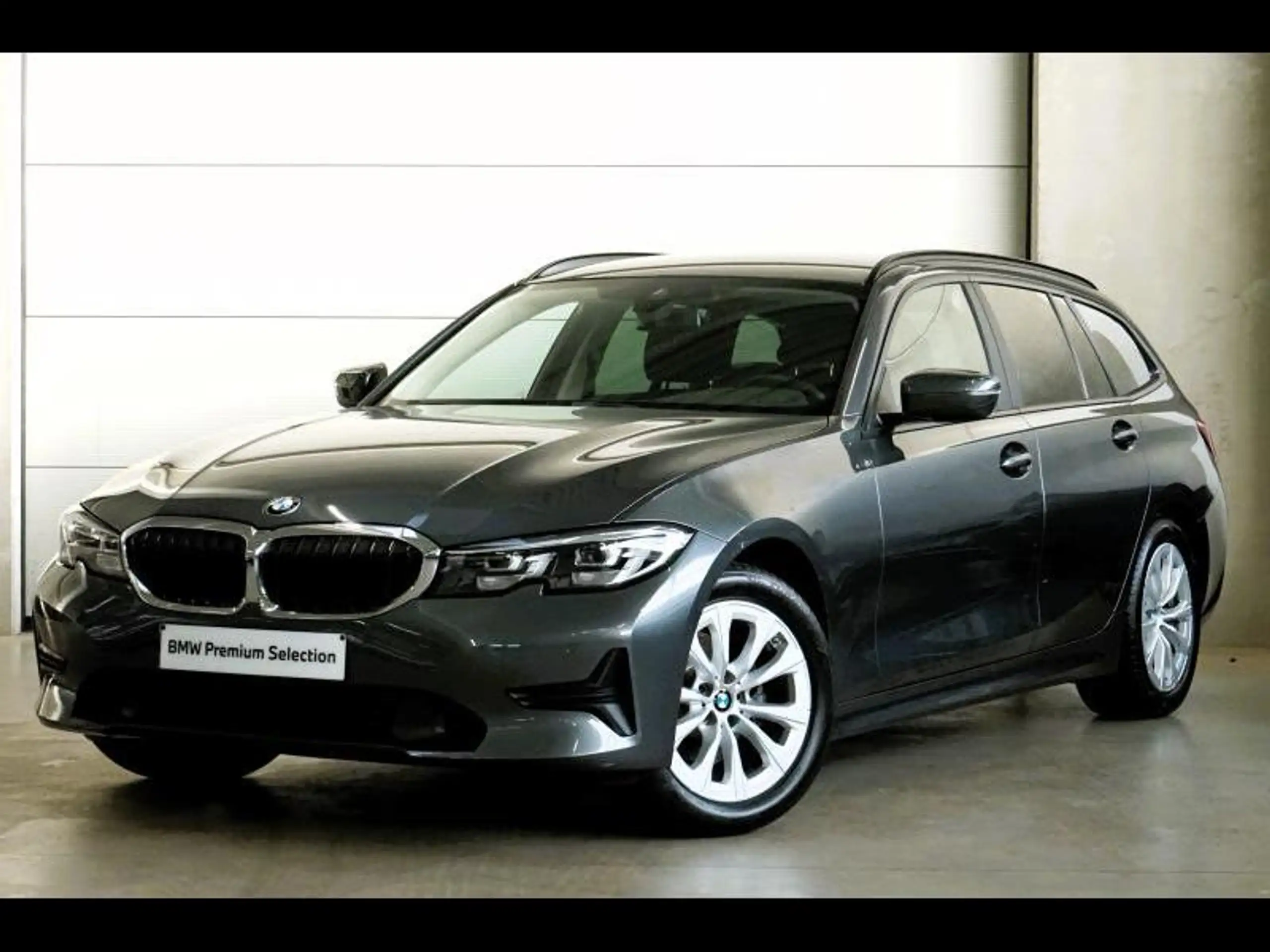 BMW - 318