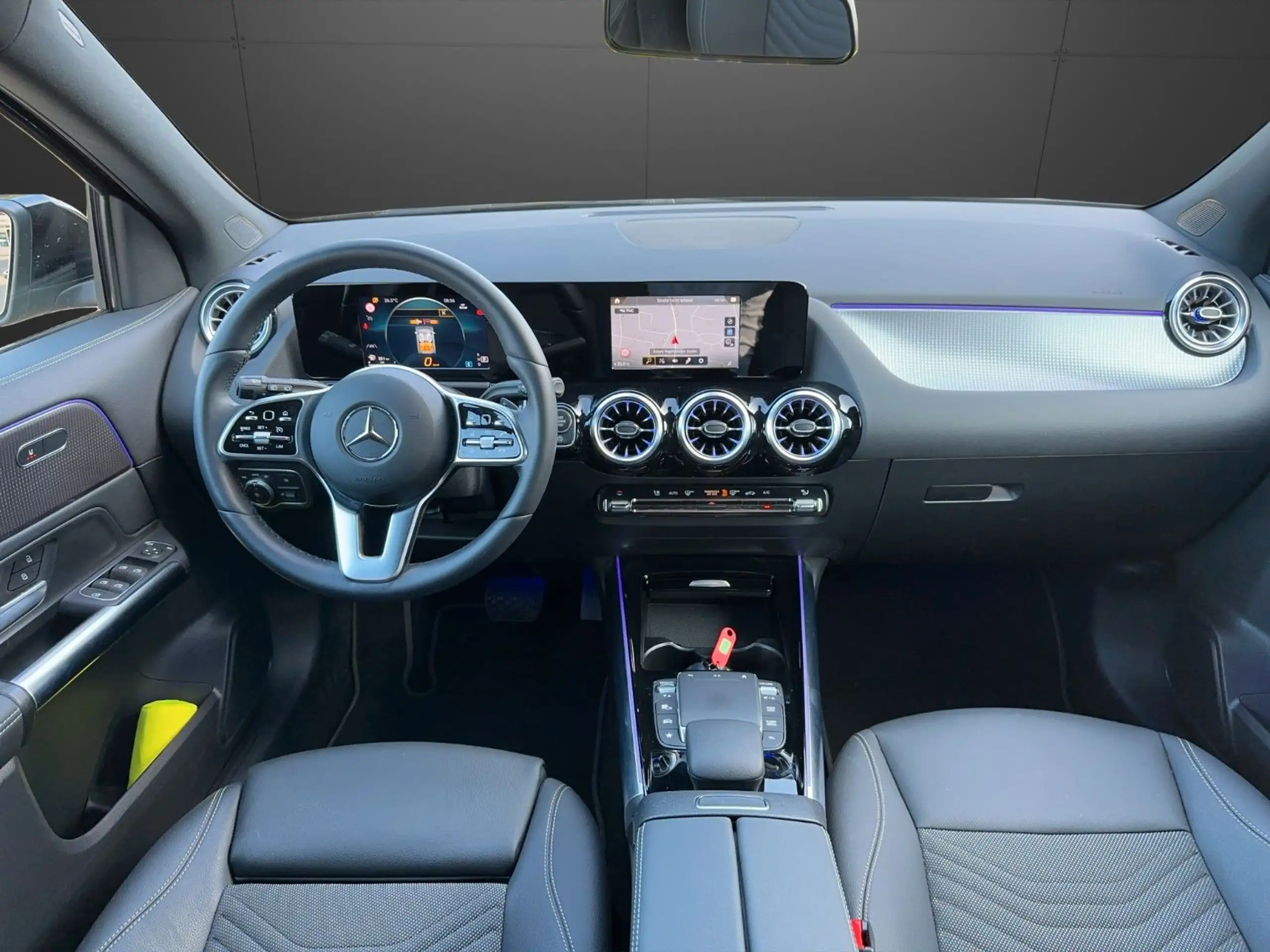 Mercedes-Benz - GLA 180