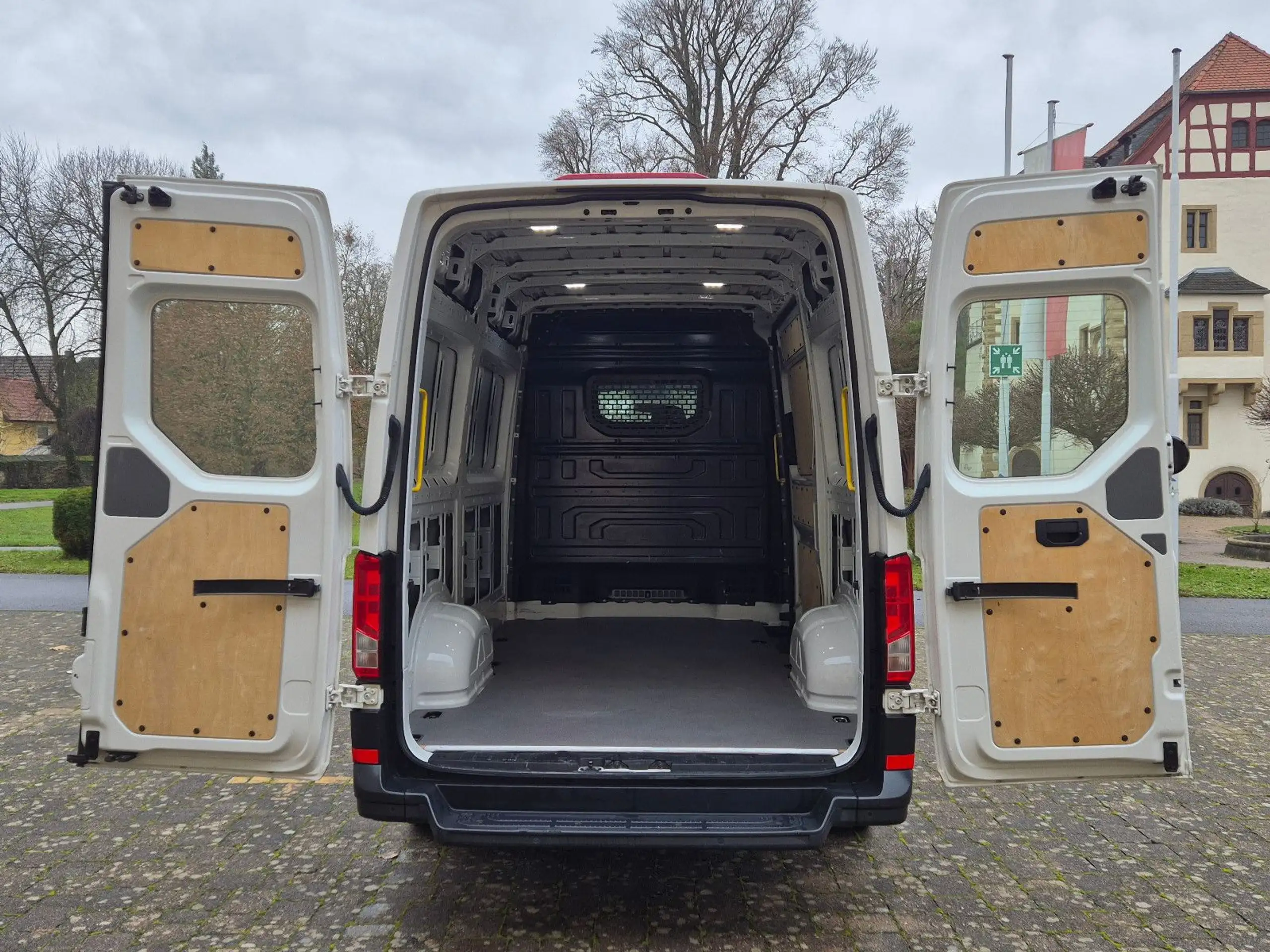 Volkswagen - Crafter