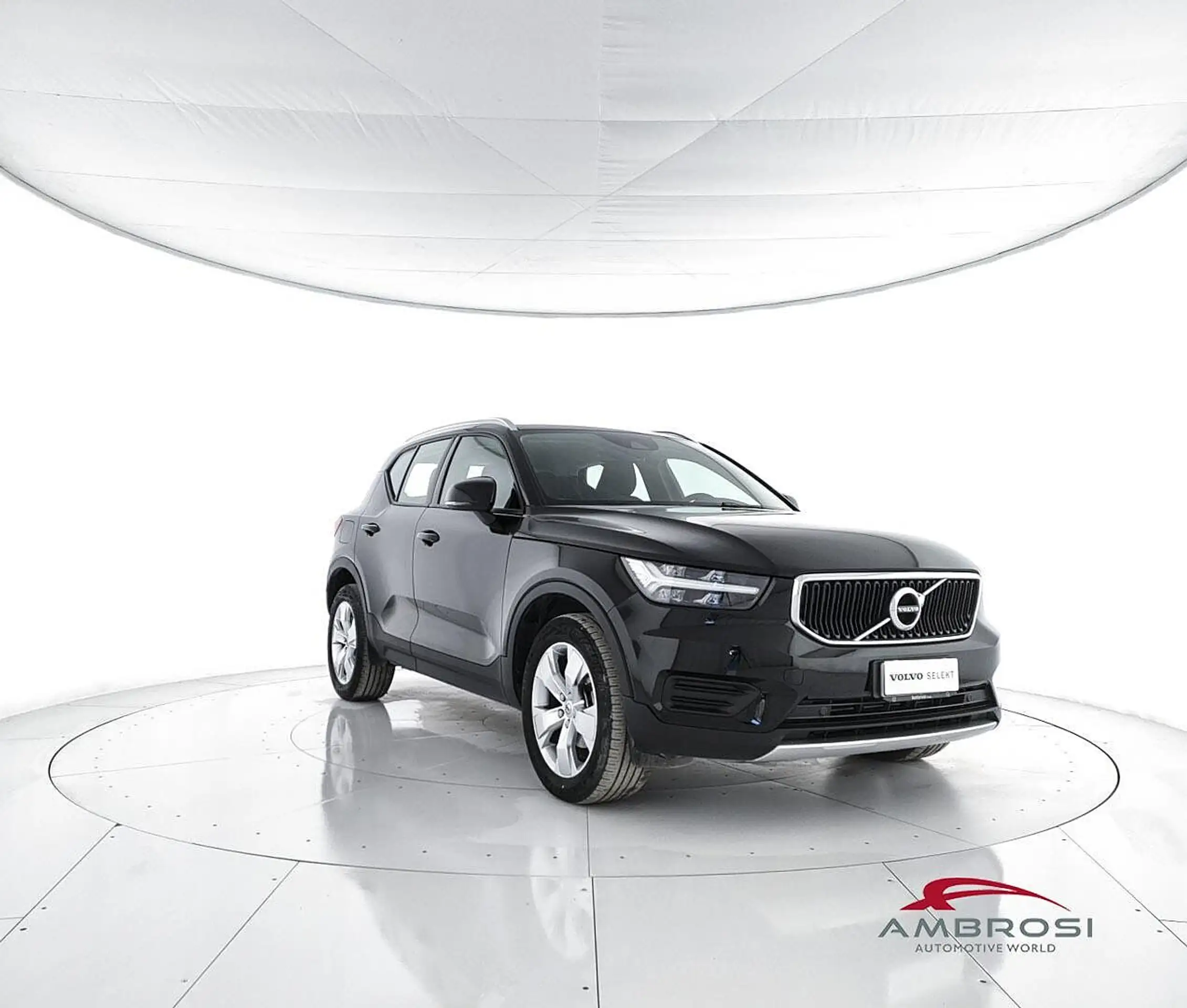 Volvo - XC40