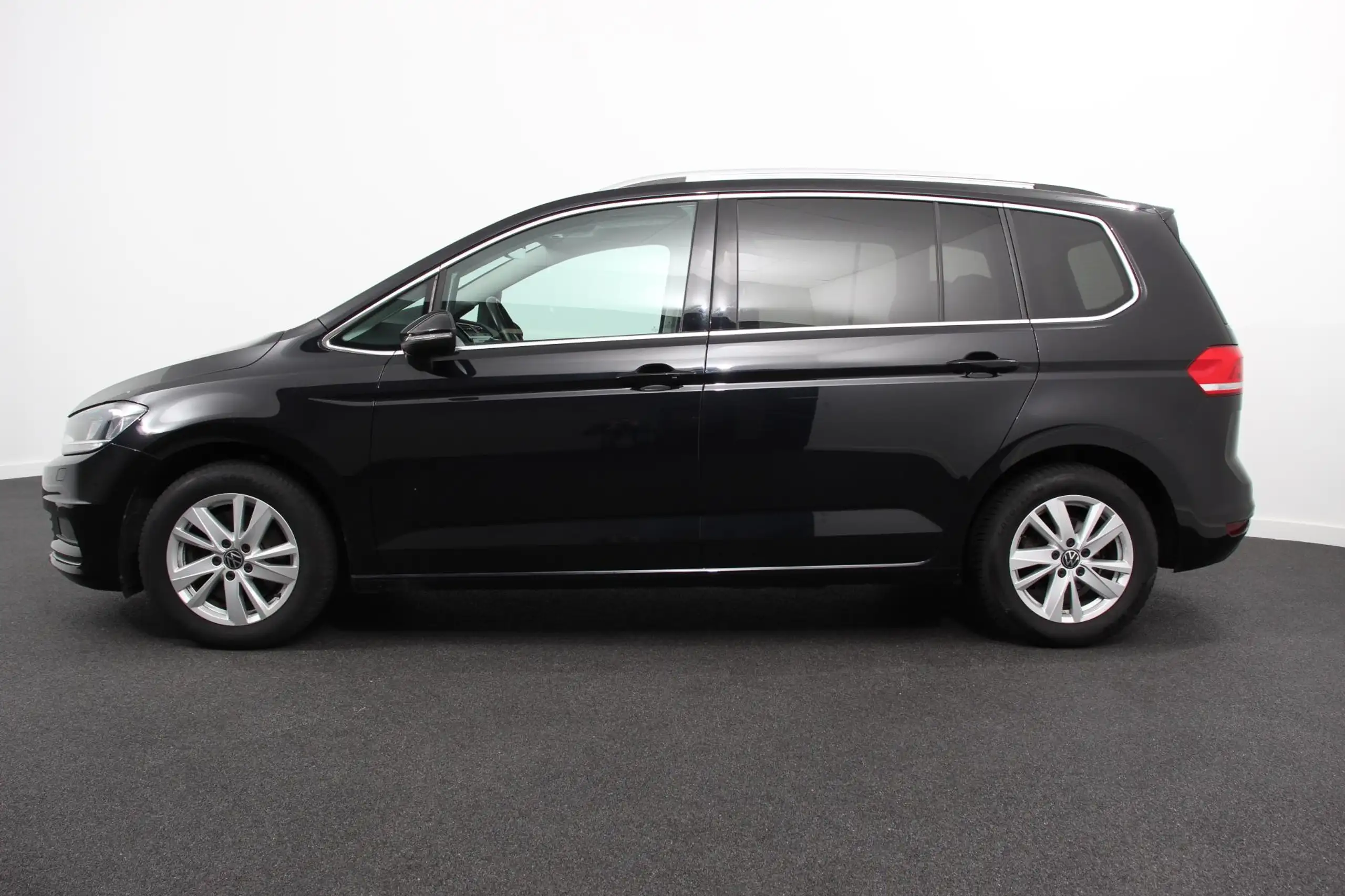 Volkswagen - Touran