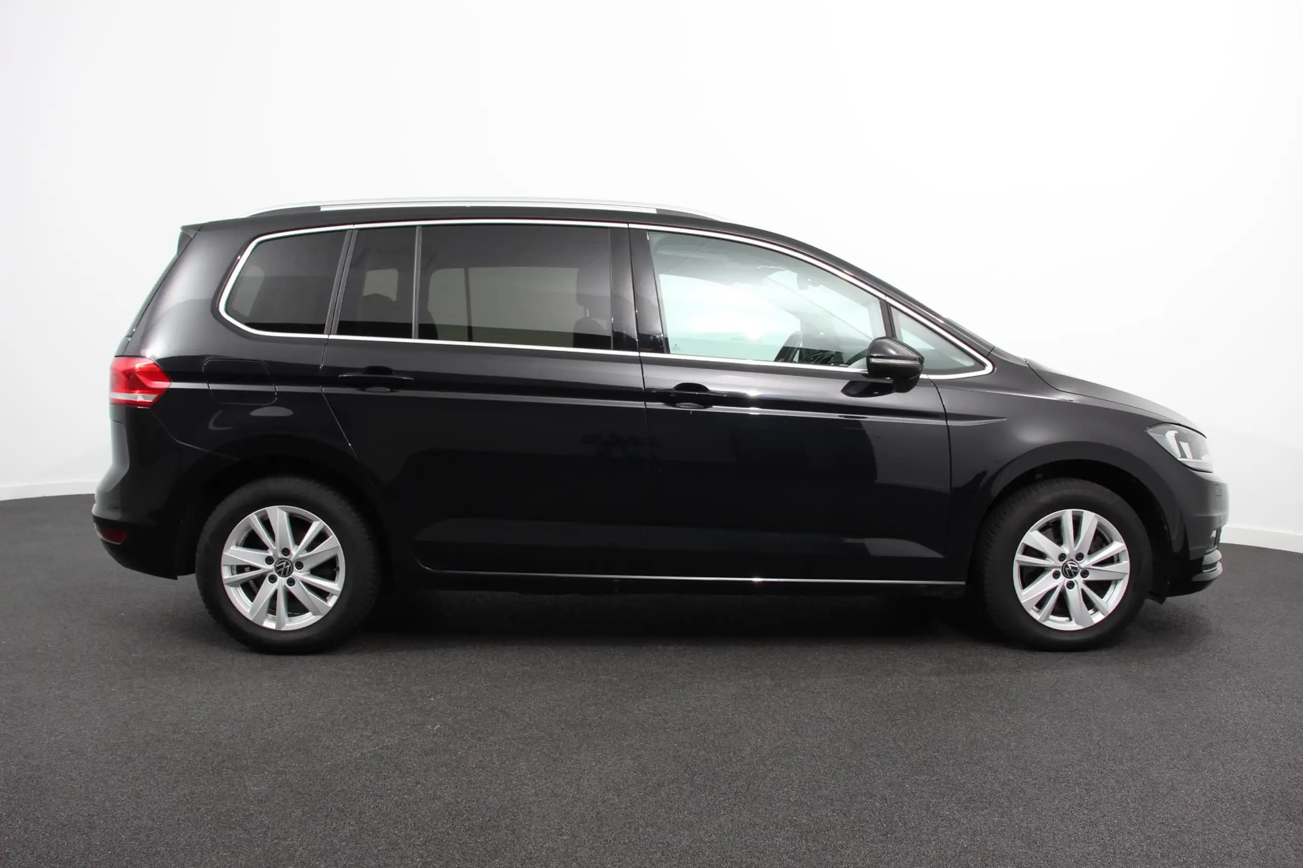 Volkswagen - Touran