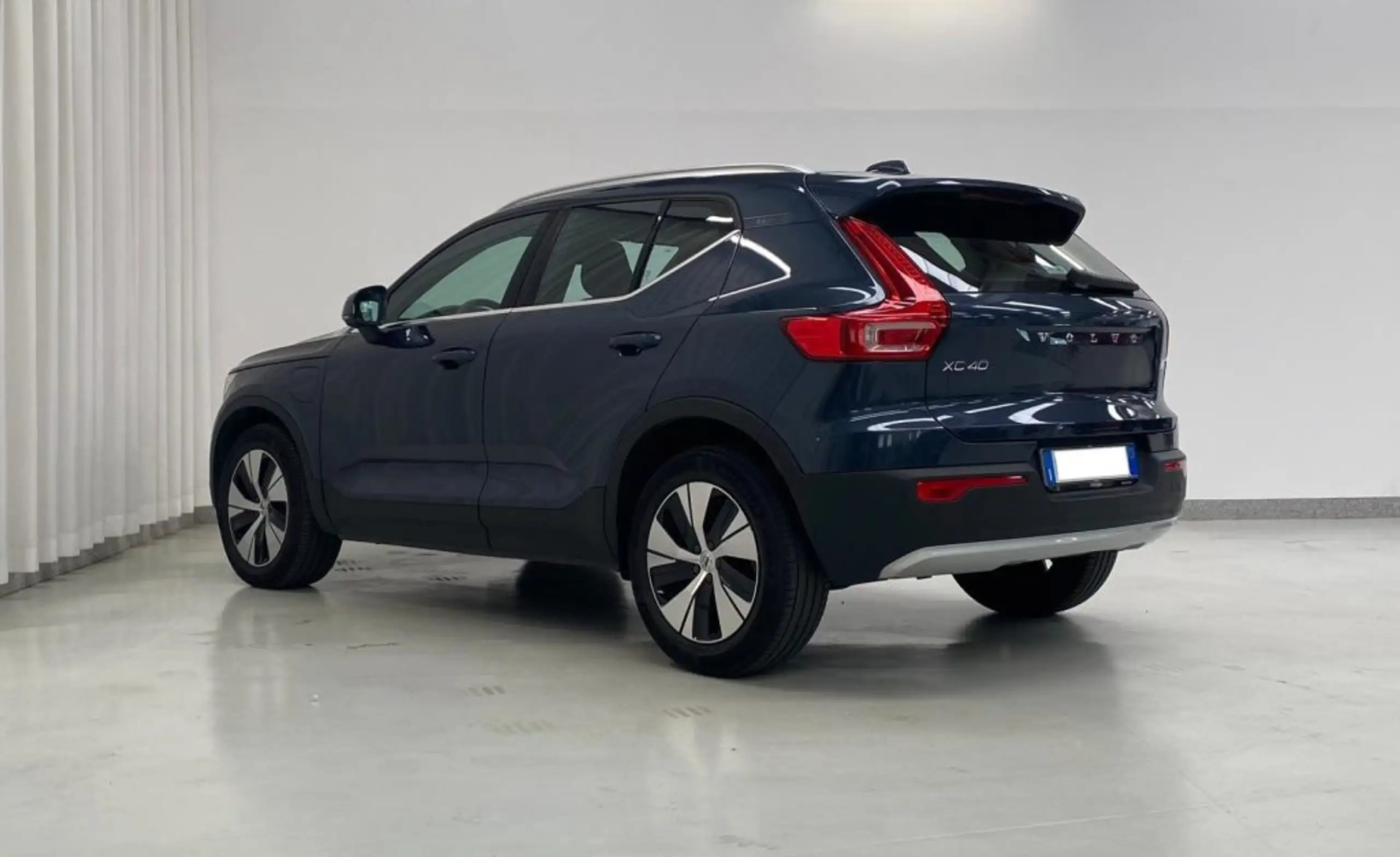 Volvo - XC40