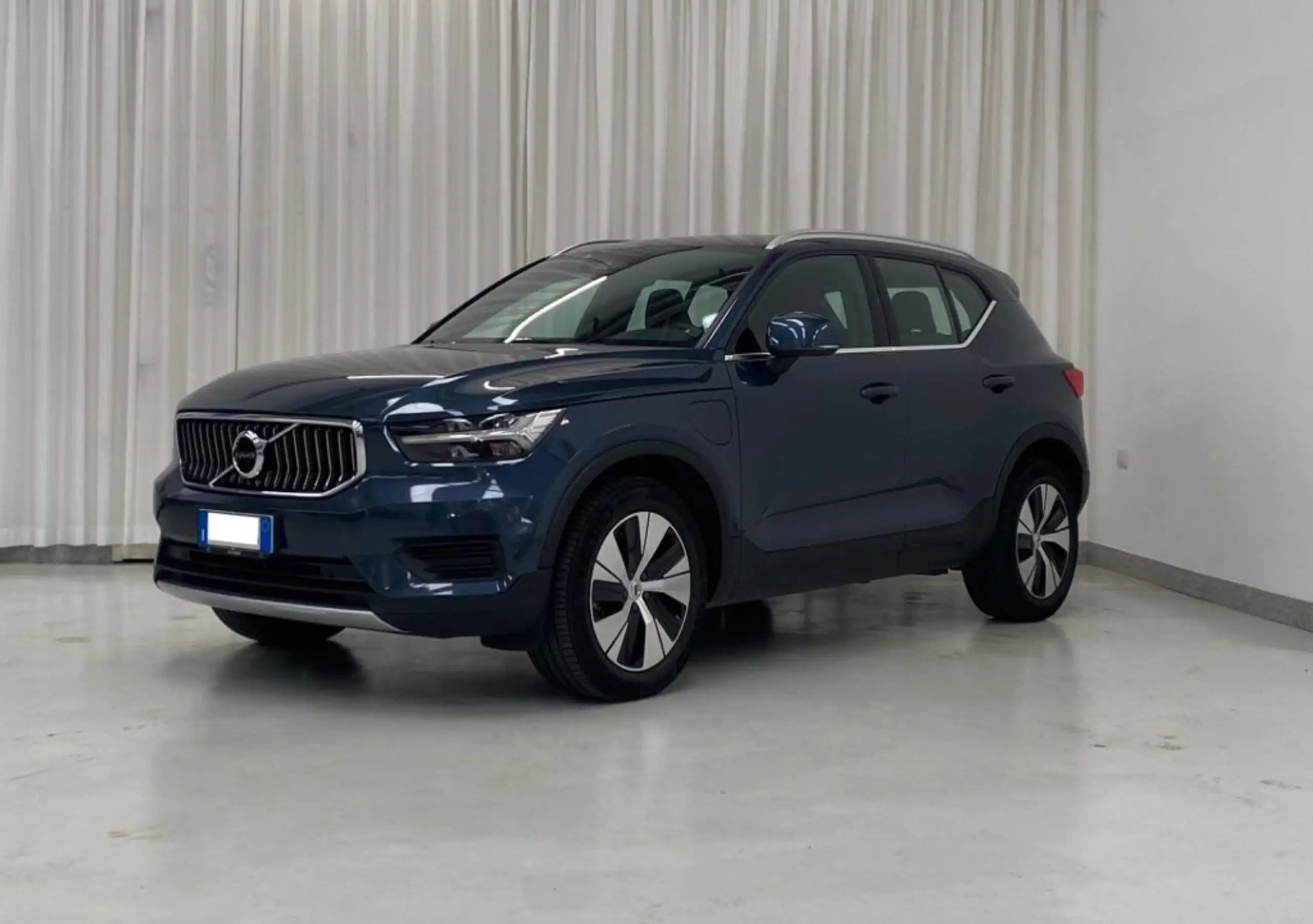 Volvo - XC40