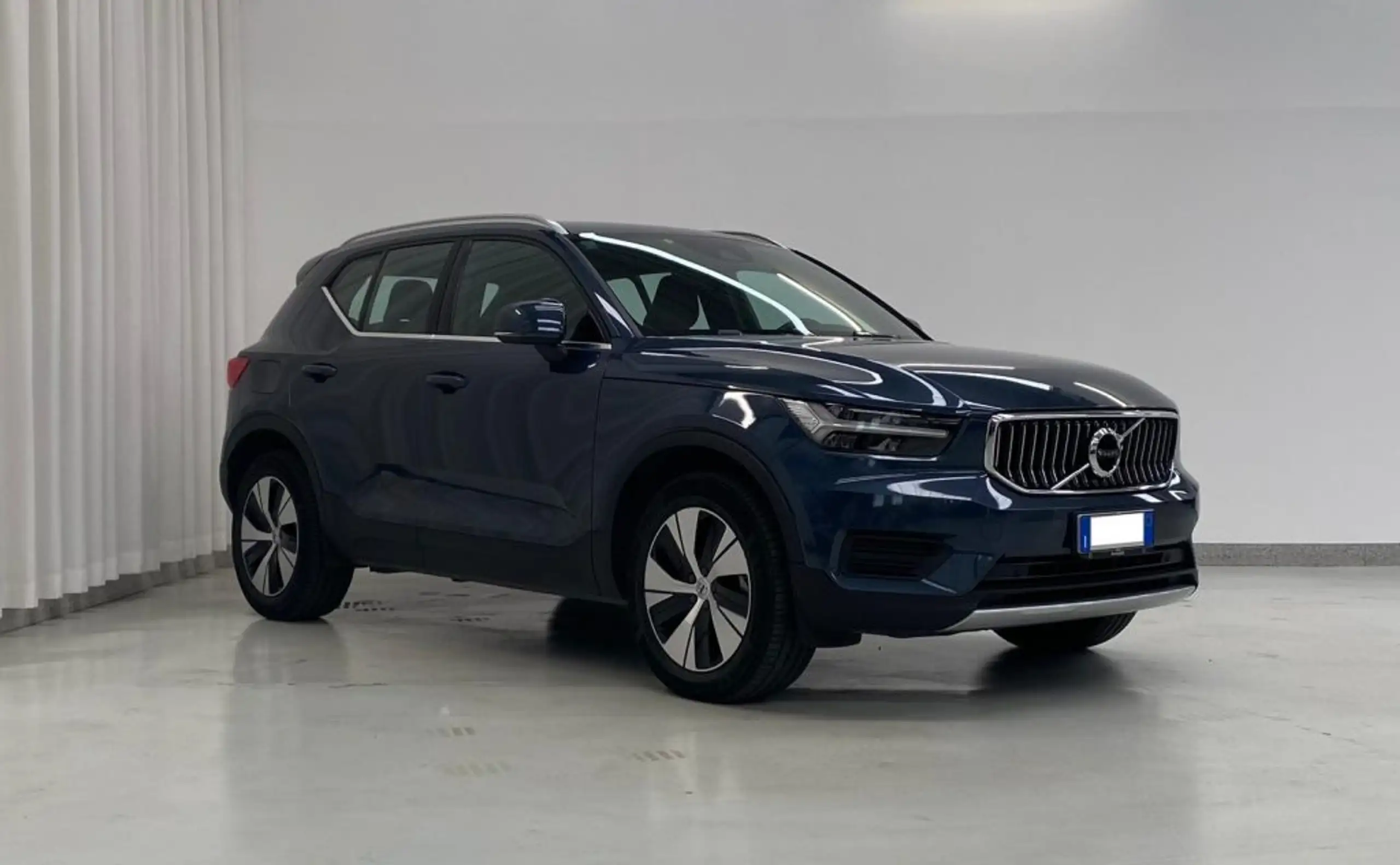 Volvo - XC40